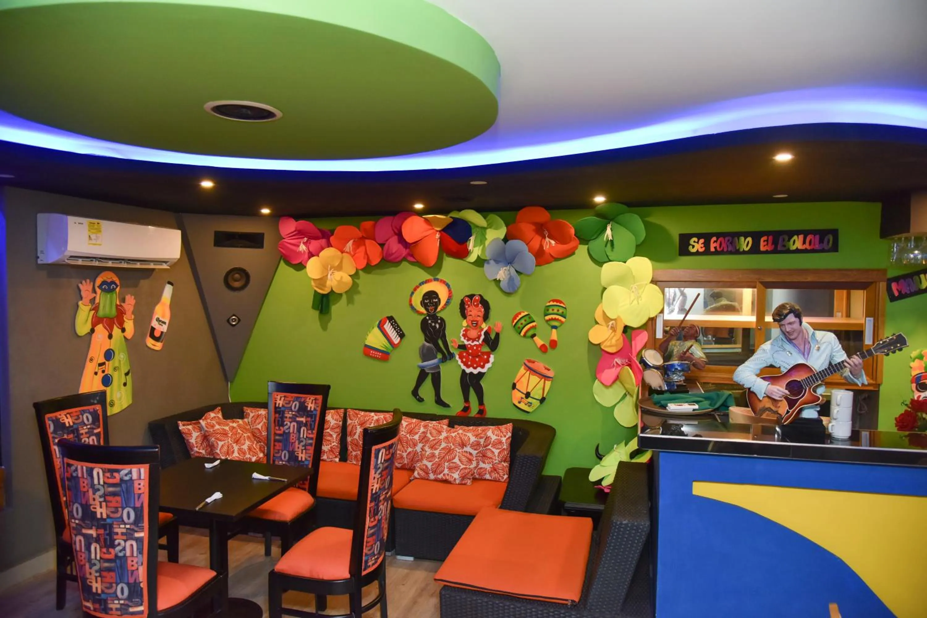 minibar in Hotel American Golf