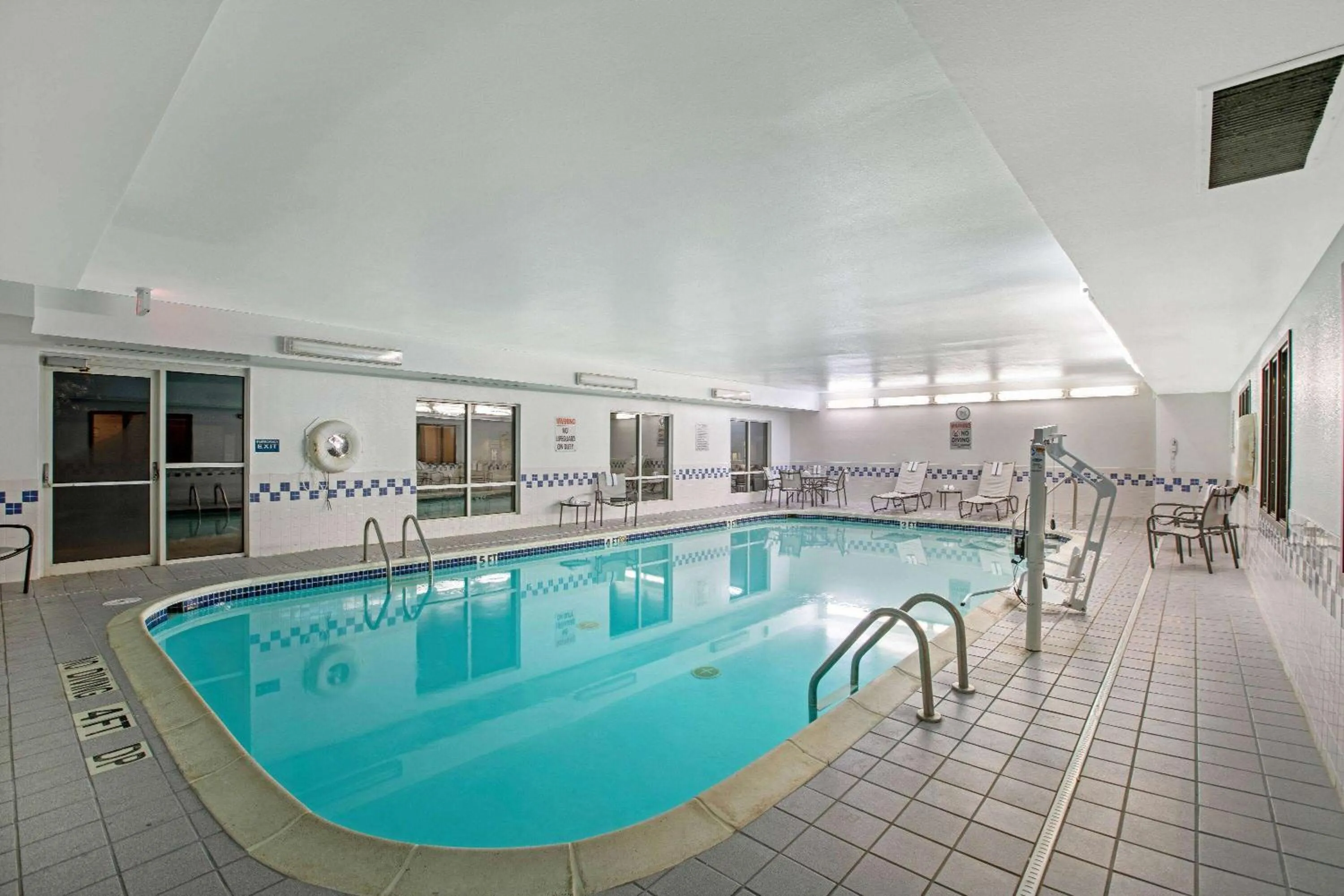 Pool view in La Quinta by Wyndham Fayetteville