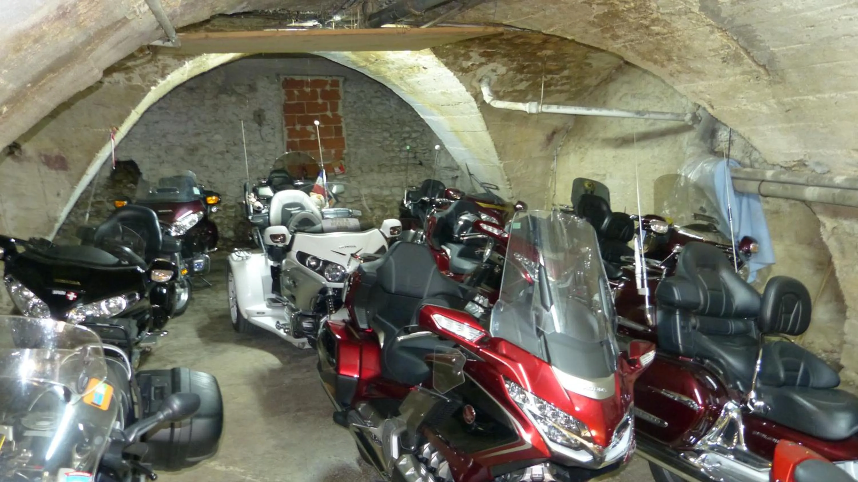 Parking in Hotel des Alpes