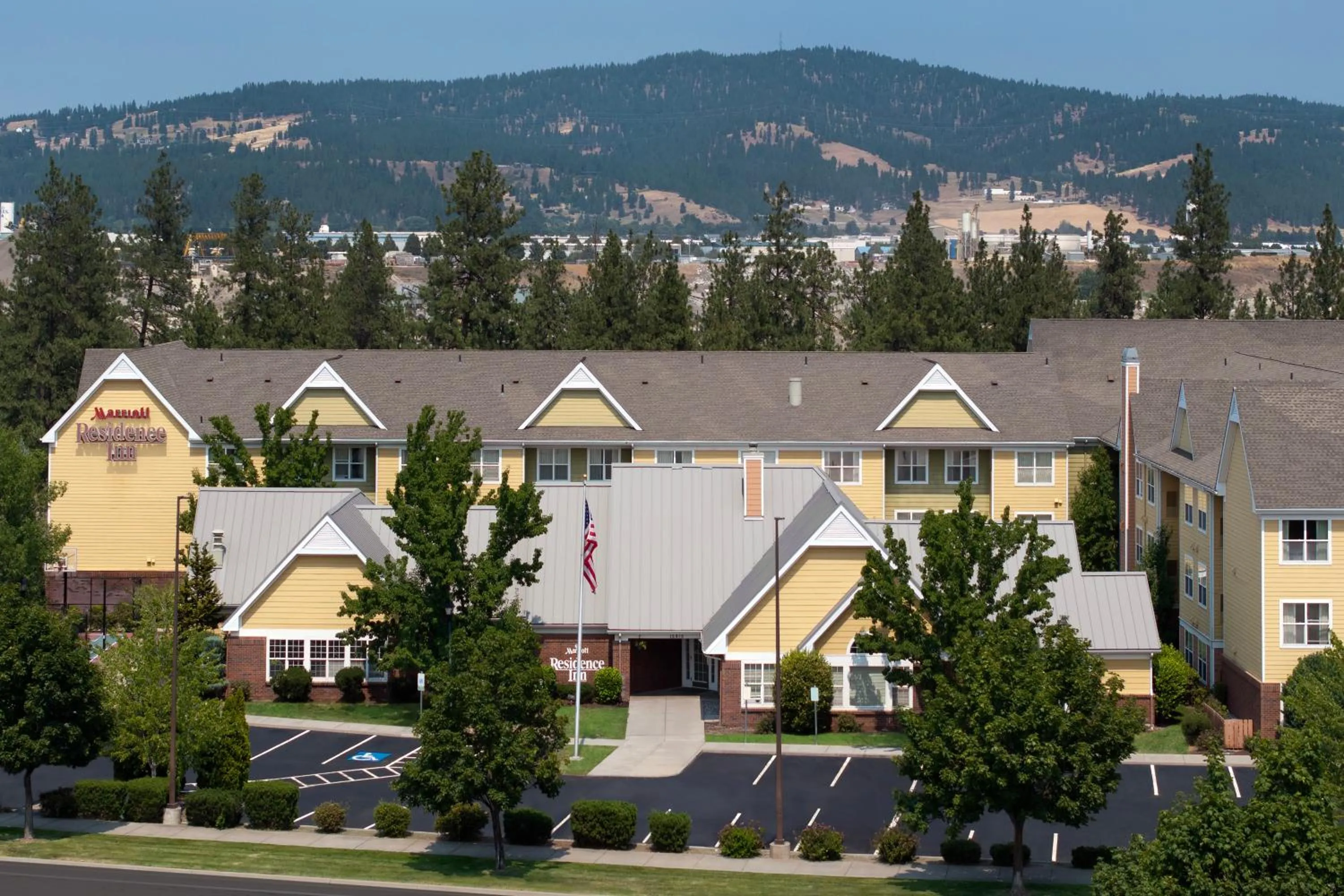 Property building in Residence Inn Spokane East Valley