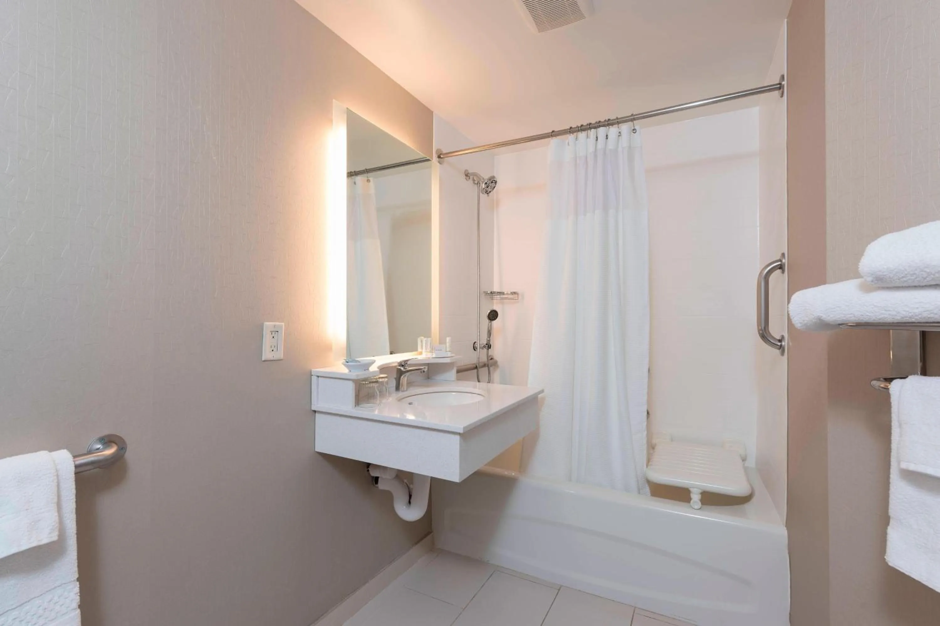 Bathroom in SpringHill Suites Grand Rapids North