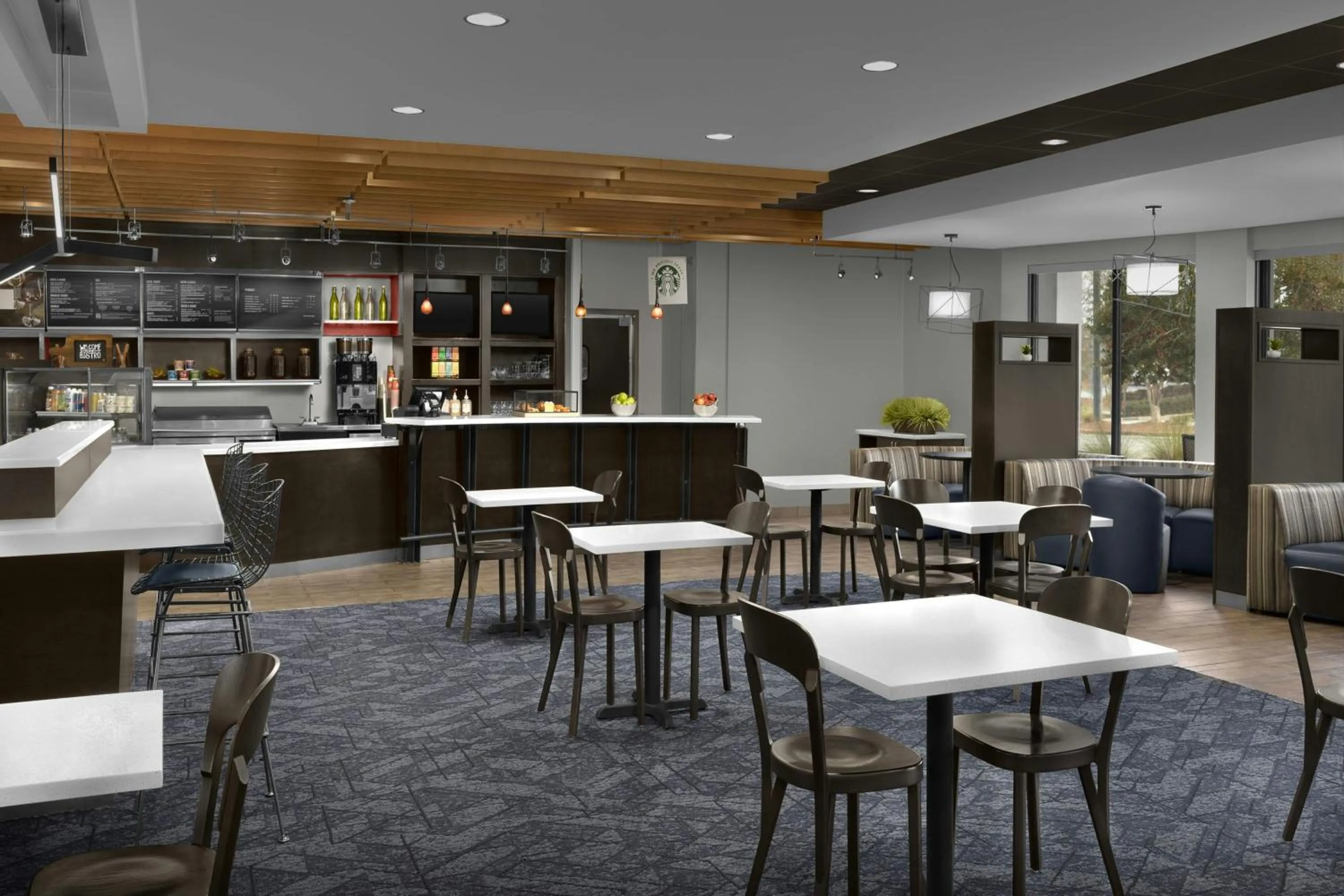 Breakfast in Courtyard Greensboro Airport