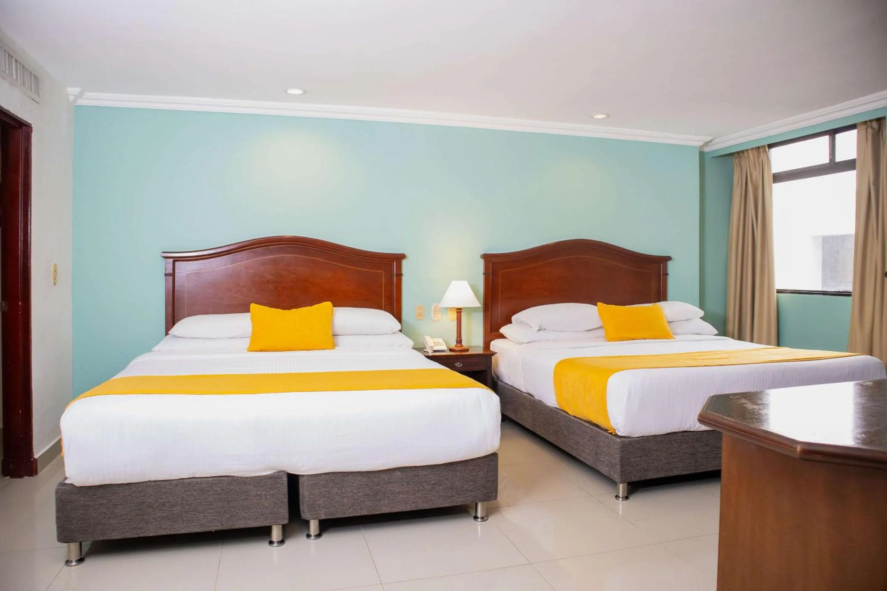 Bedroom, Bed in Hotel Faranda Express Puerta Del Sol Barranquilla, A Member of Radisson Individuals