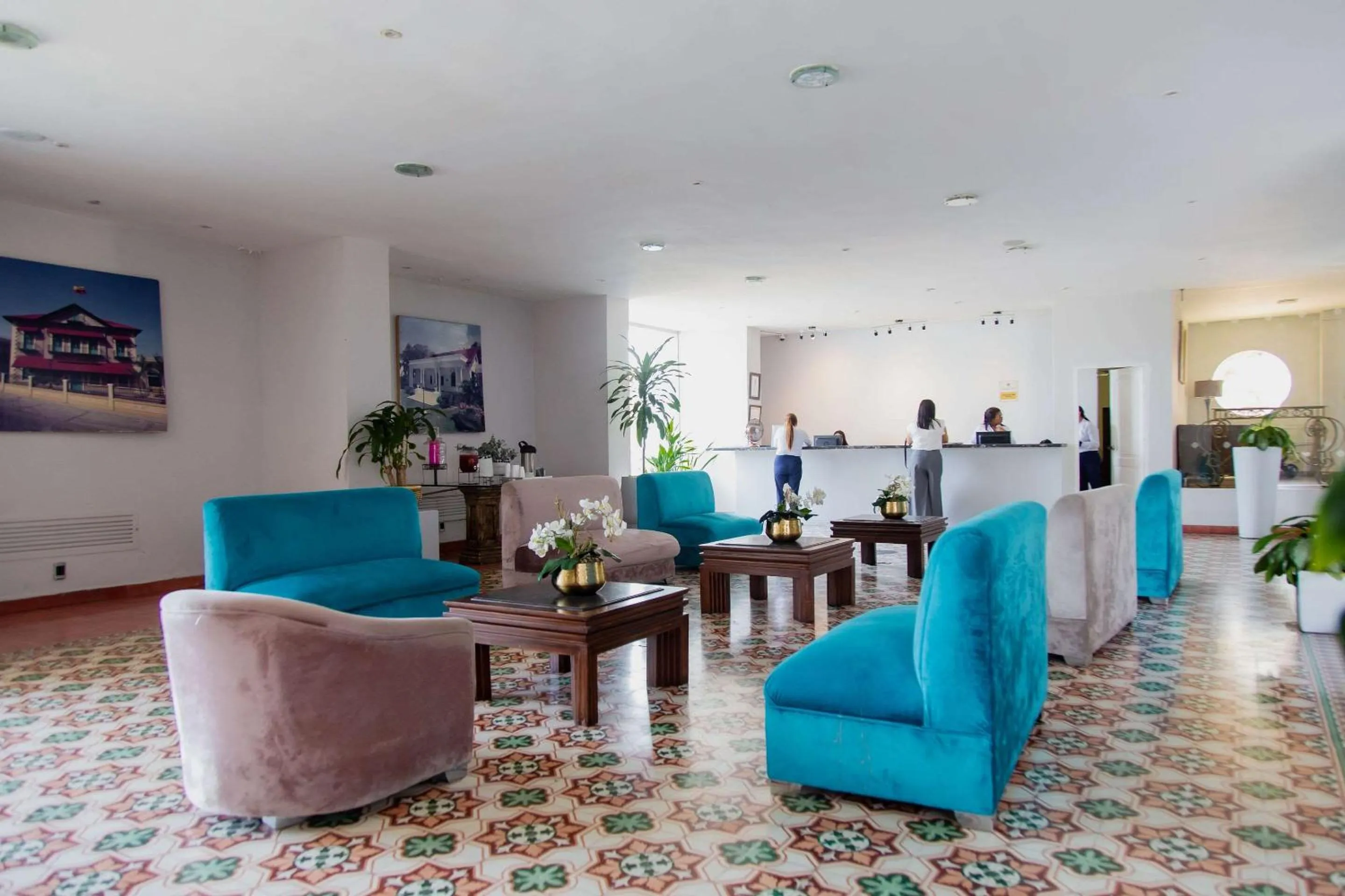 Lobby or reception in Hotel Faranda Express Puerta Del Sol Barranquilla, A Member of Radisson Individuals