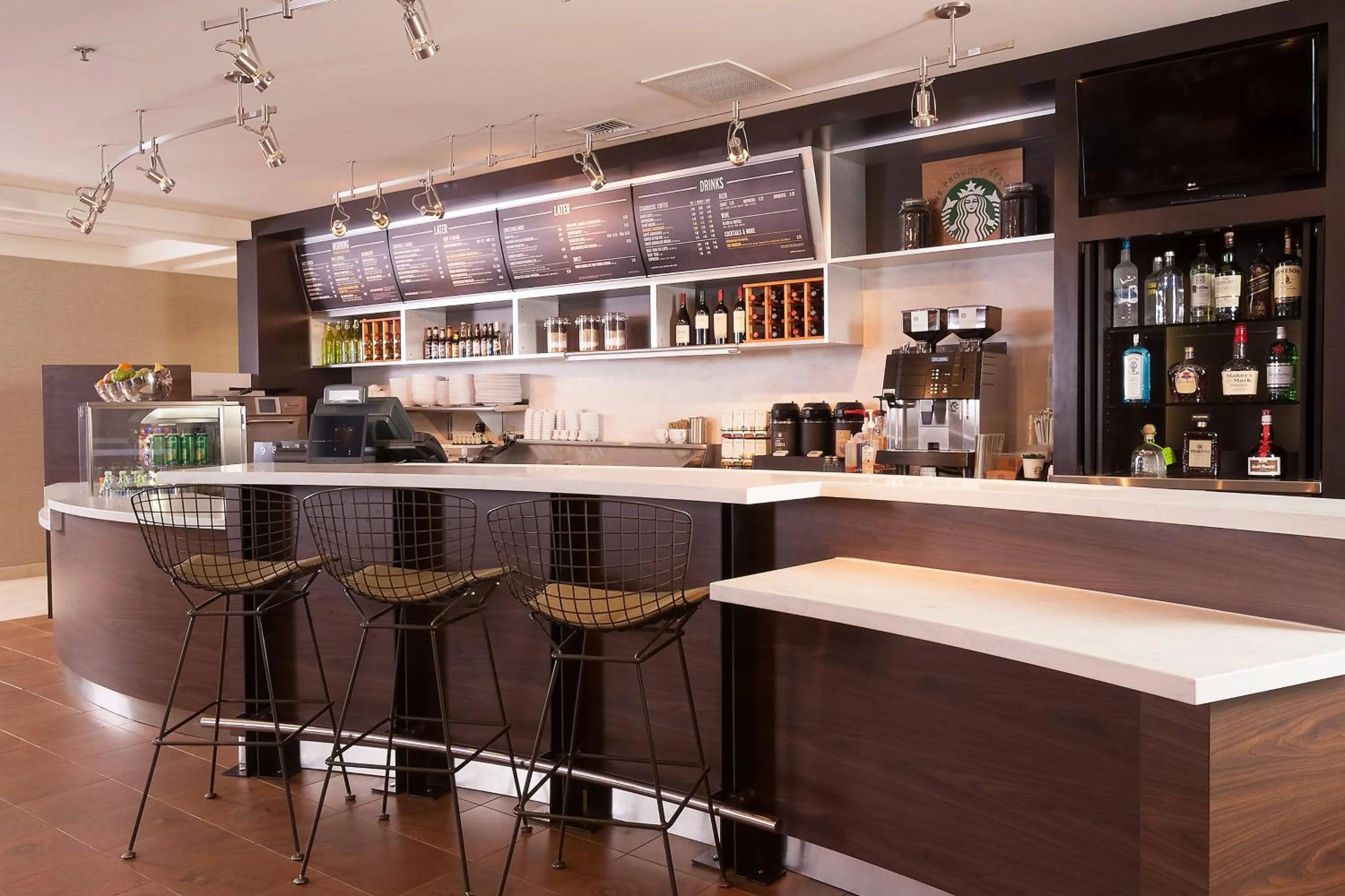 Restaurant/places to eat in Courtyard Greenville-Spartanburg Airport