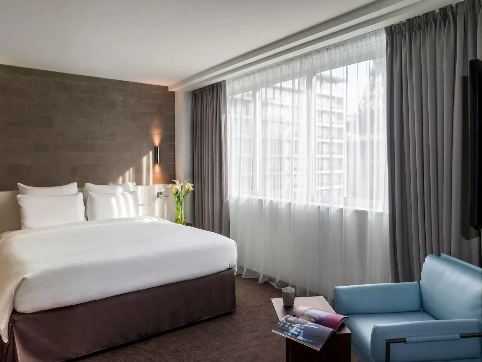 Classic King Room - Garden Side in Pullman Paris Tour Eiffel Classic King Room - Garden Side in Pullman Paris Tour Eiffel