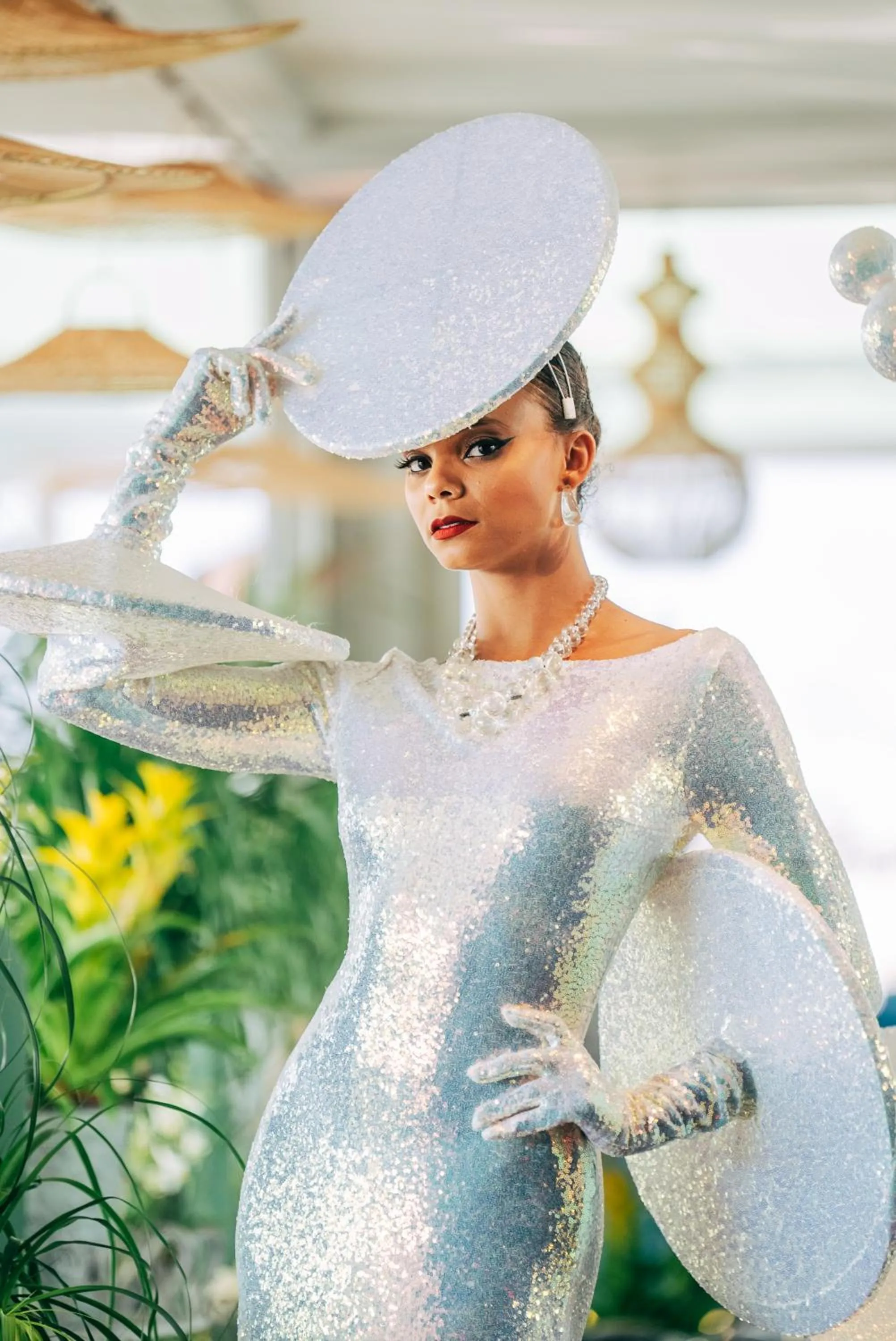 People in Pullman Paris Tour Eiffel