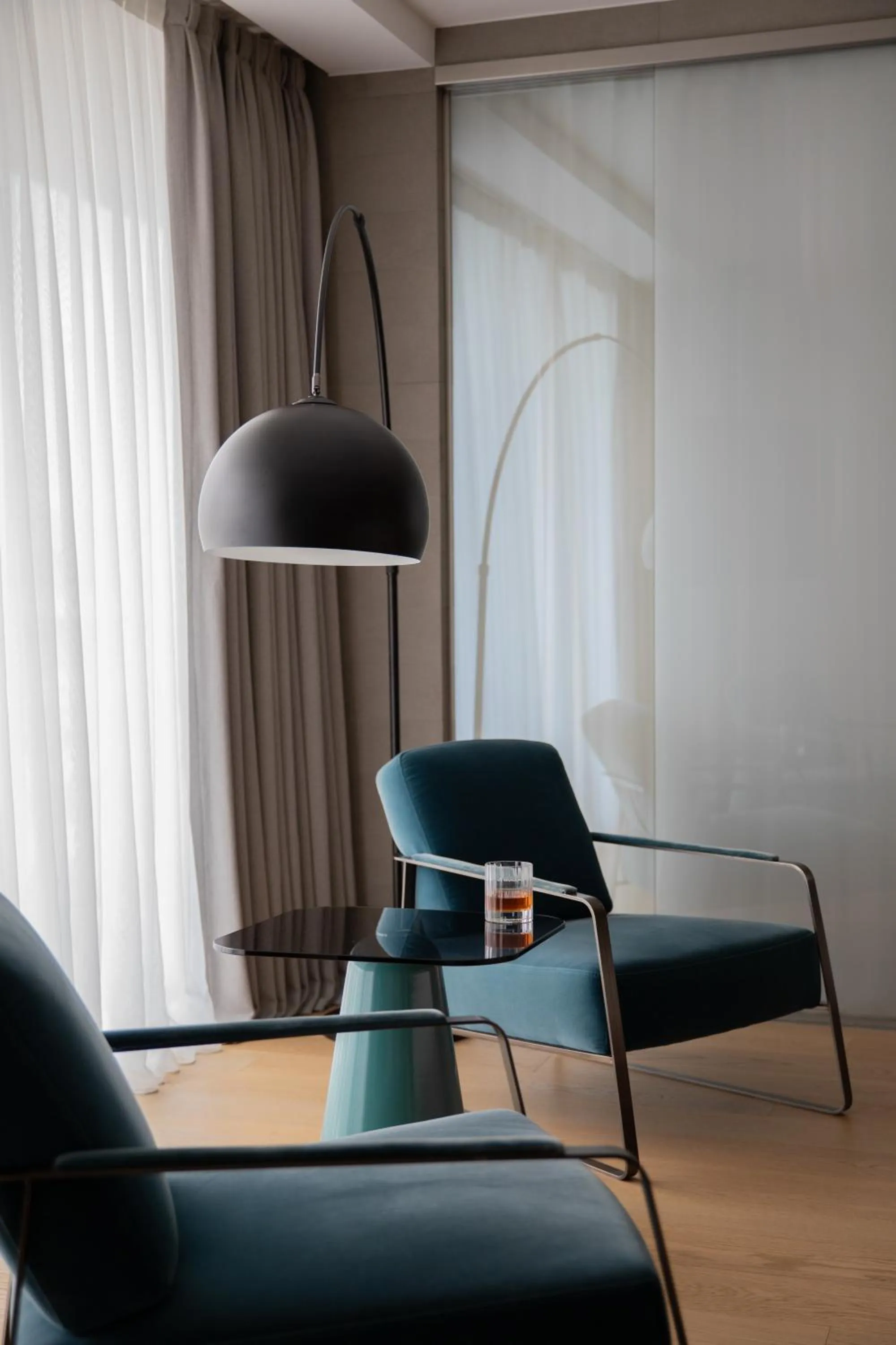 Seating area in Pullman Paris Tour Eiffel