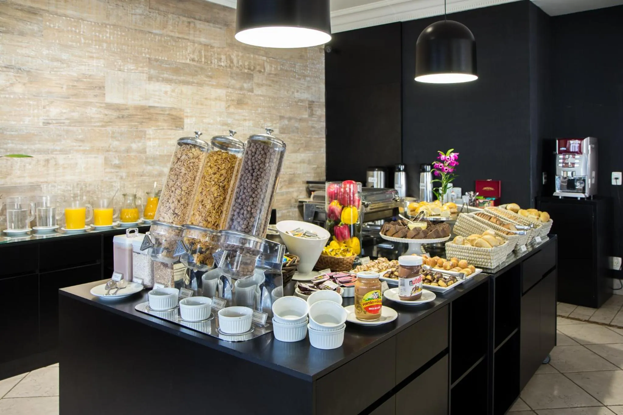 Breakfast in The World Hotels - Vila Olímpia