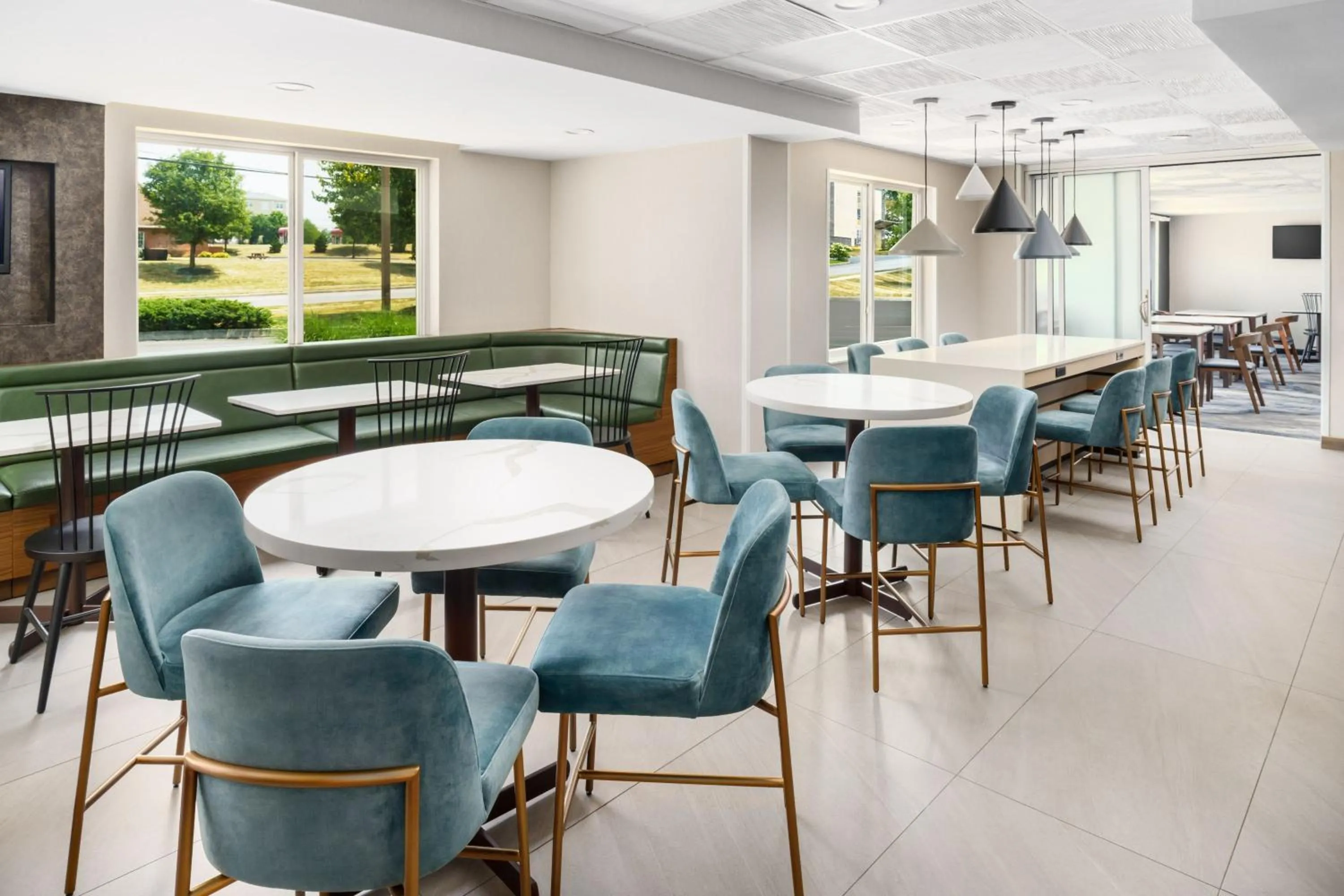 Restaurant/places to eat in Fairfield Inn Harrisburg Hershey