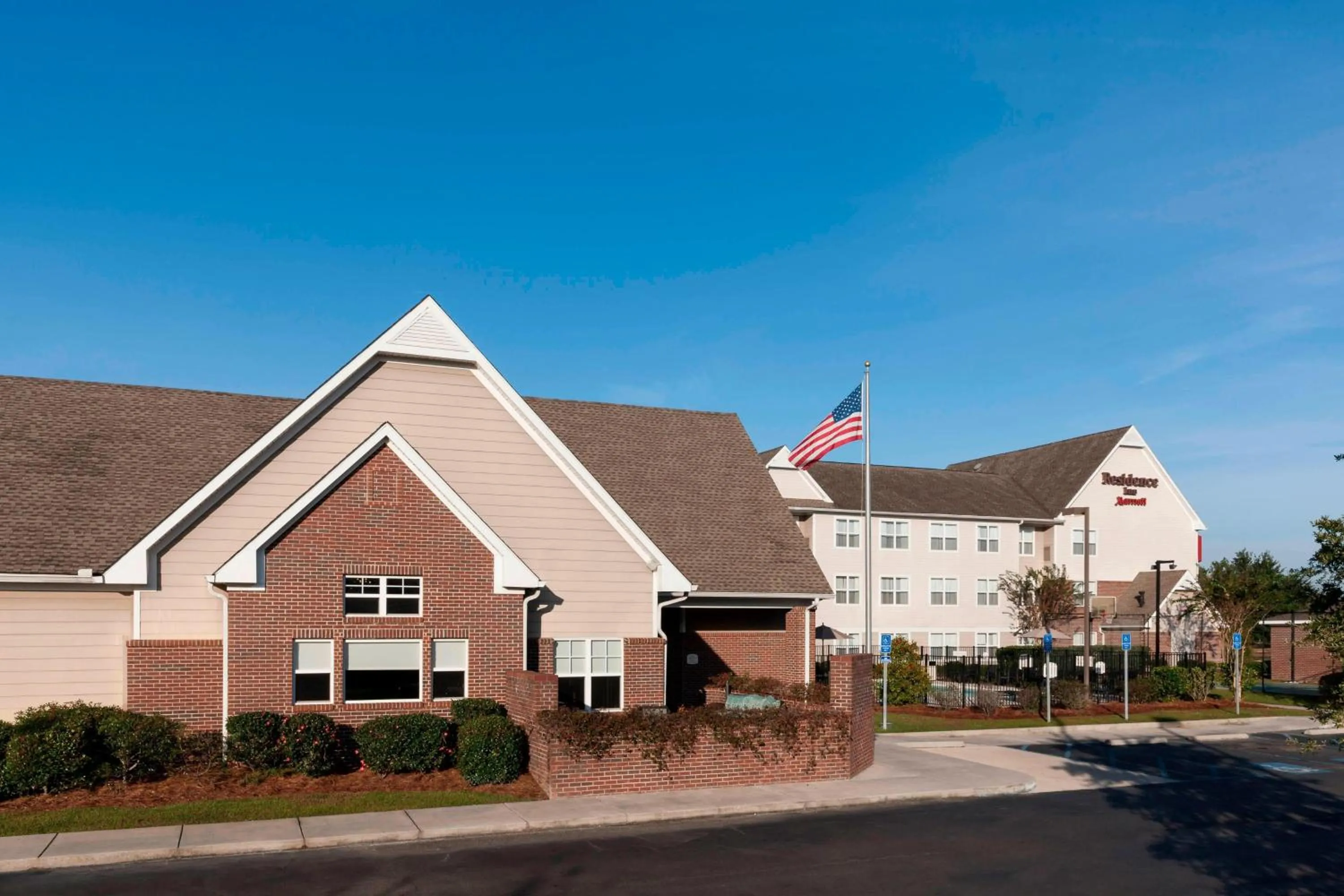 Property building in Residence Inn by Marriott Hattiesburg