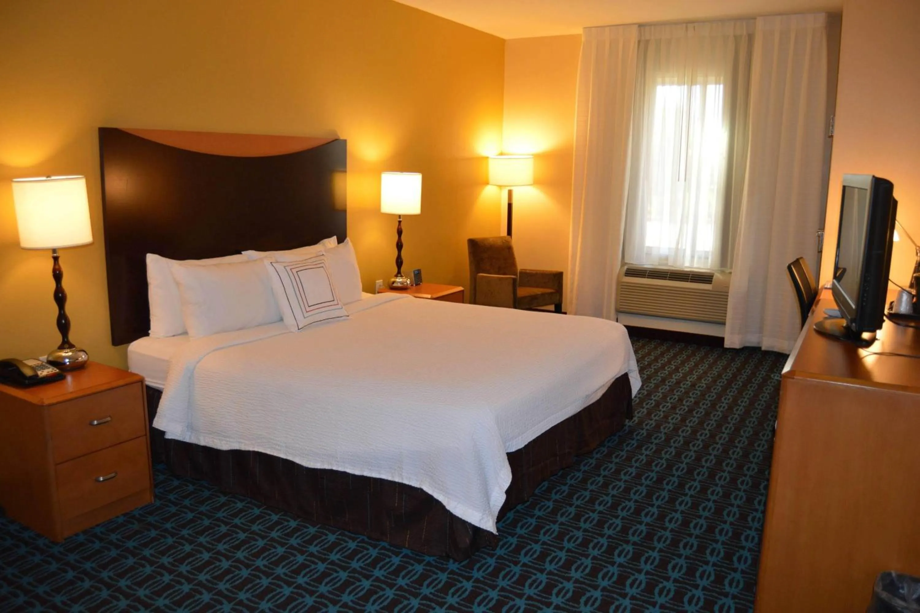 Photo of the whole room in Fairfield Inn & Suites Houston Channelview