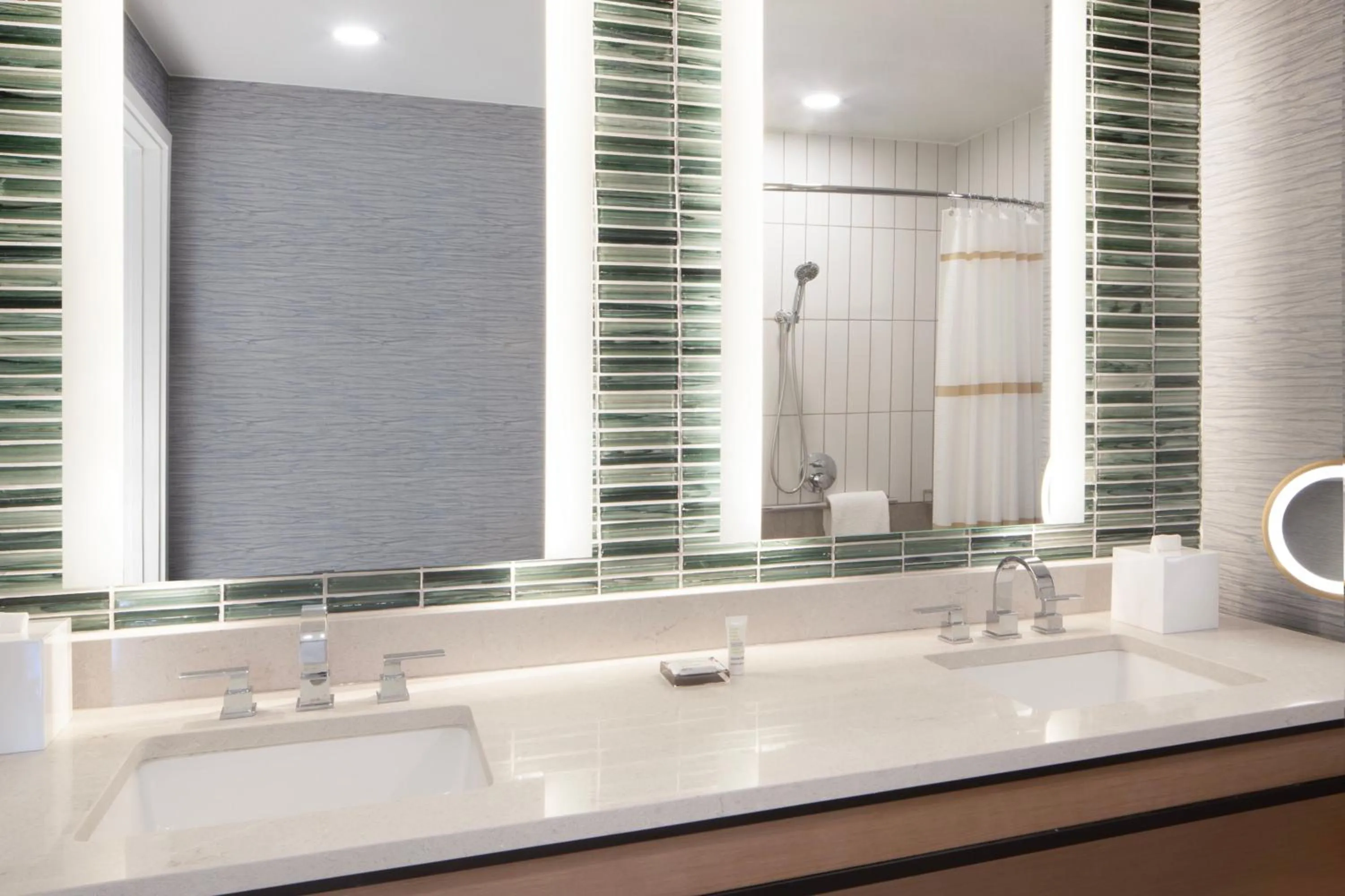 Bathroom in Houston Marriott Sugar Land