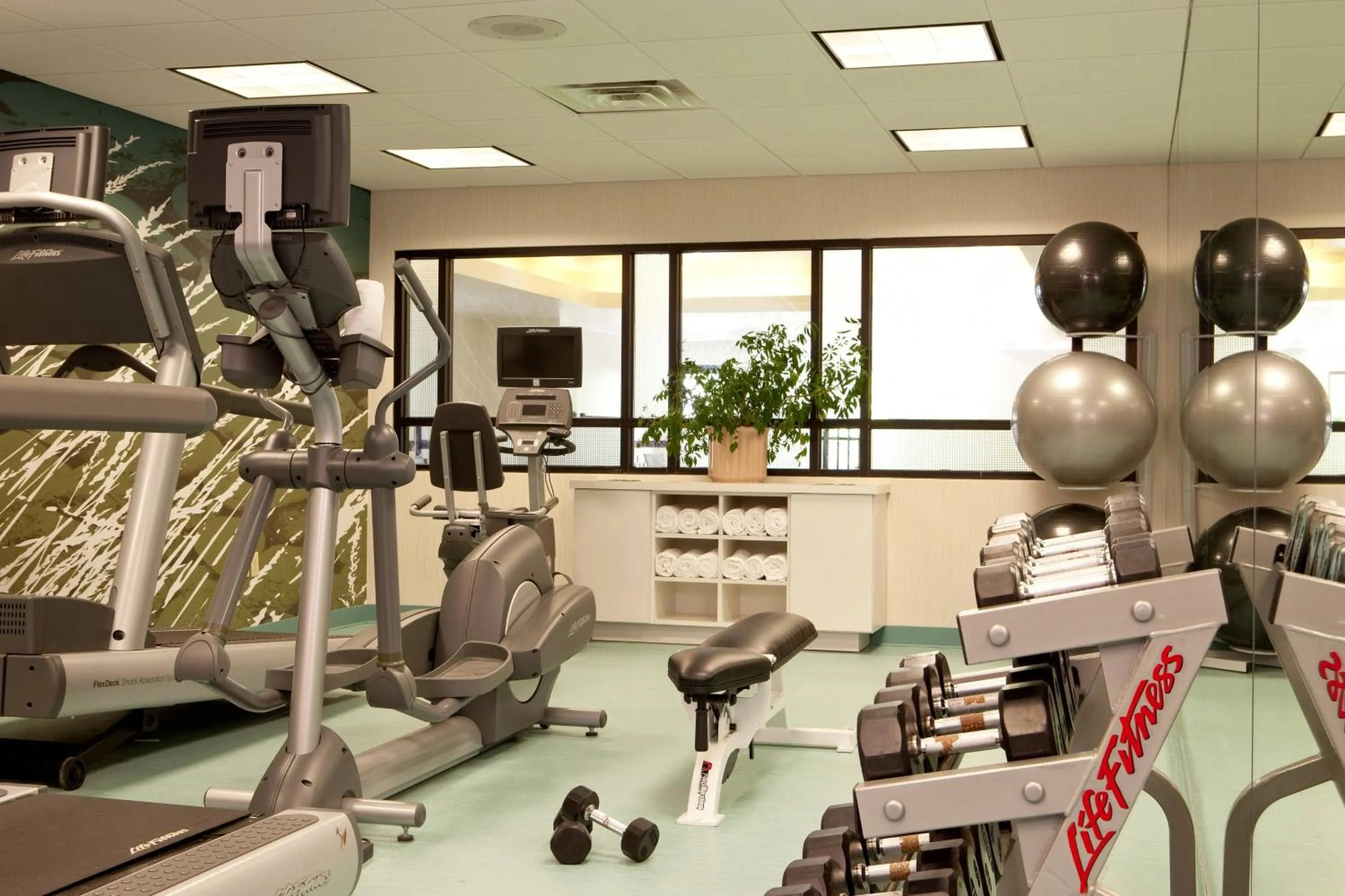 Fitness centre/facilities in SpringHill Suites by Marriott Tarrytown Westchester County