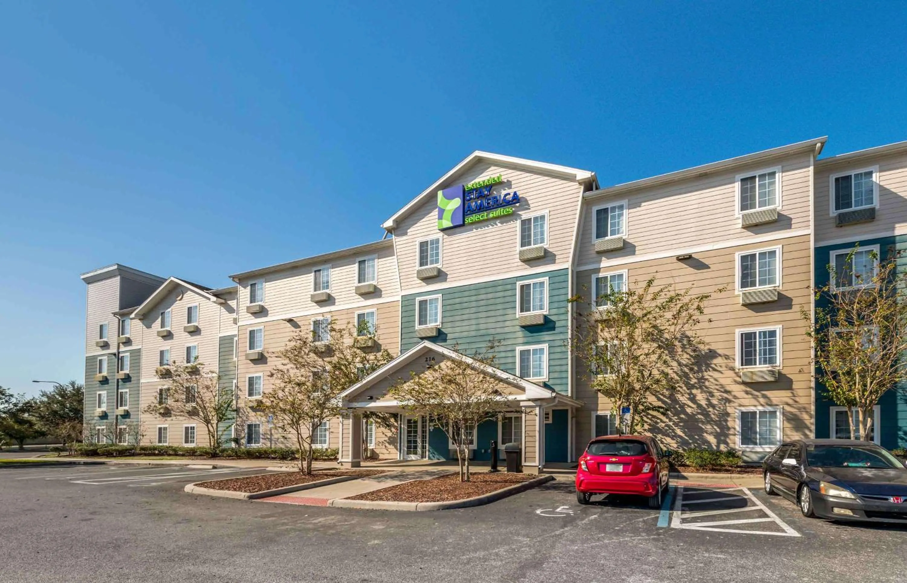 Property building in Extended Stay America Select Suites - Orlando - East
