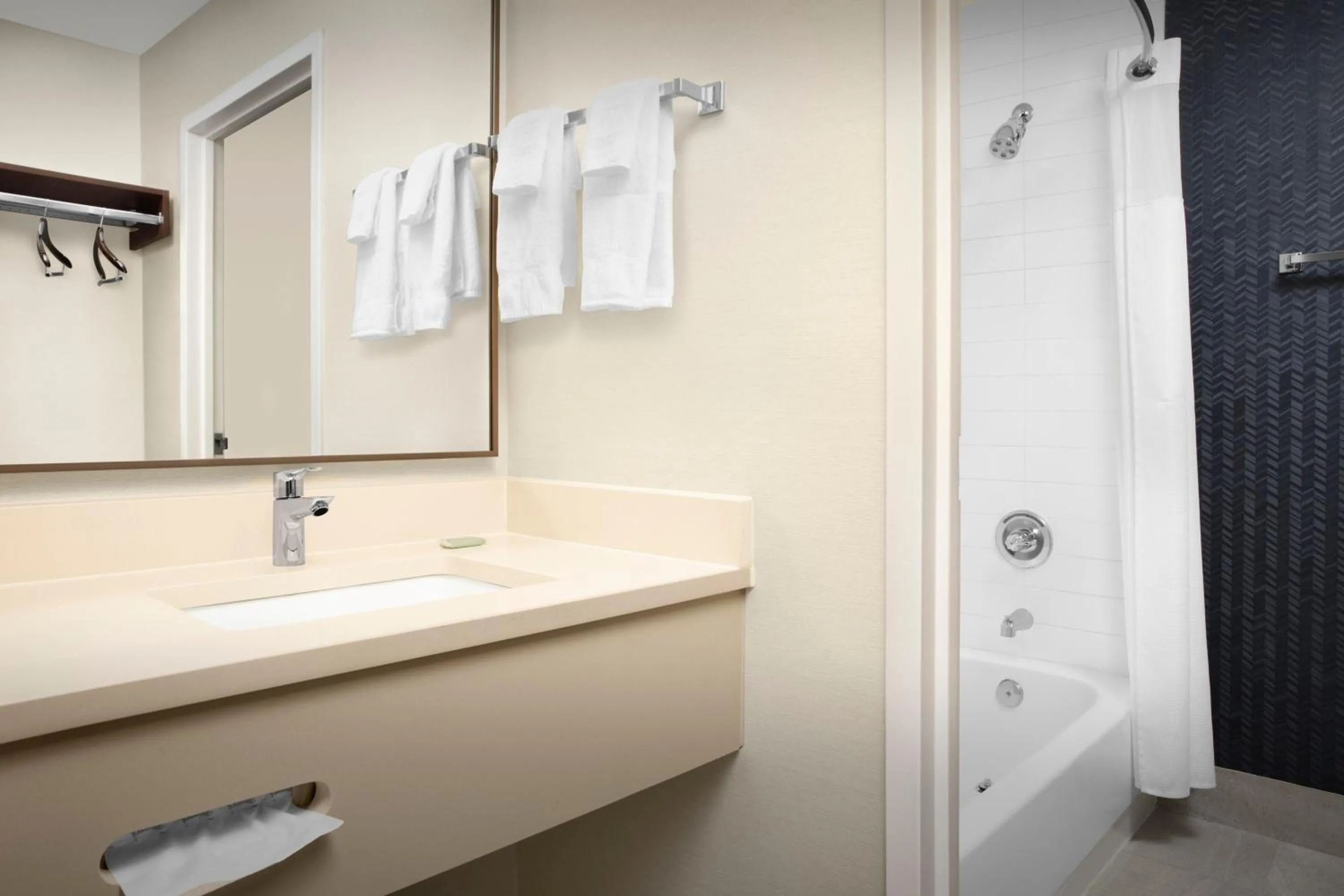 Bathroom in Fairfield Inn & Suites Dulles Airport