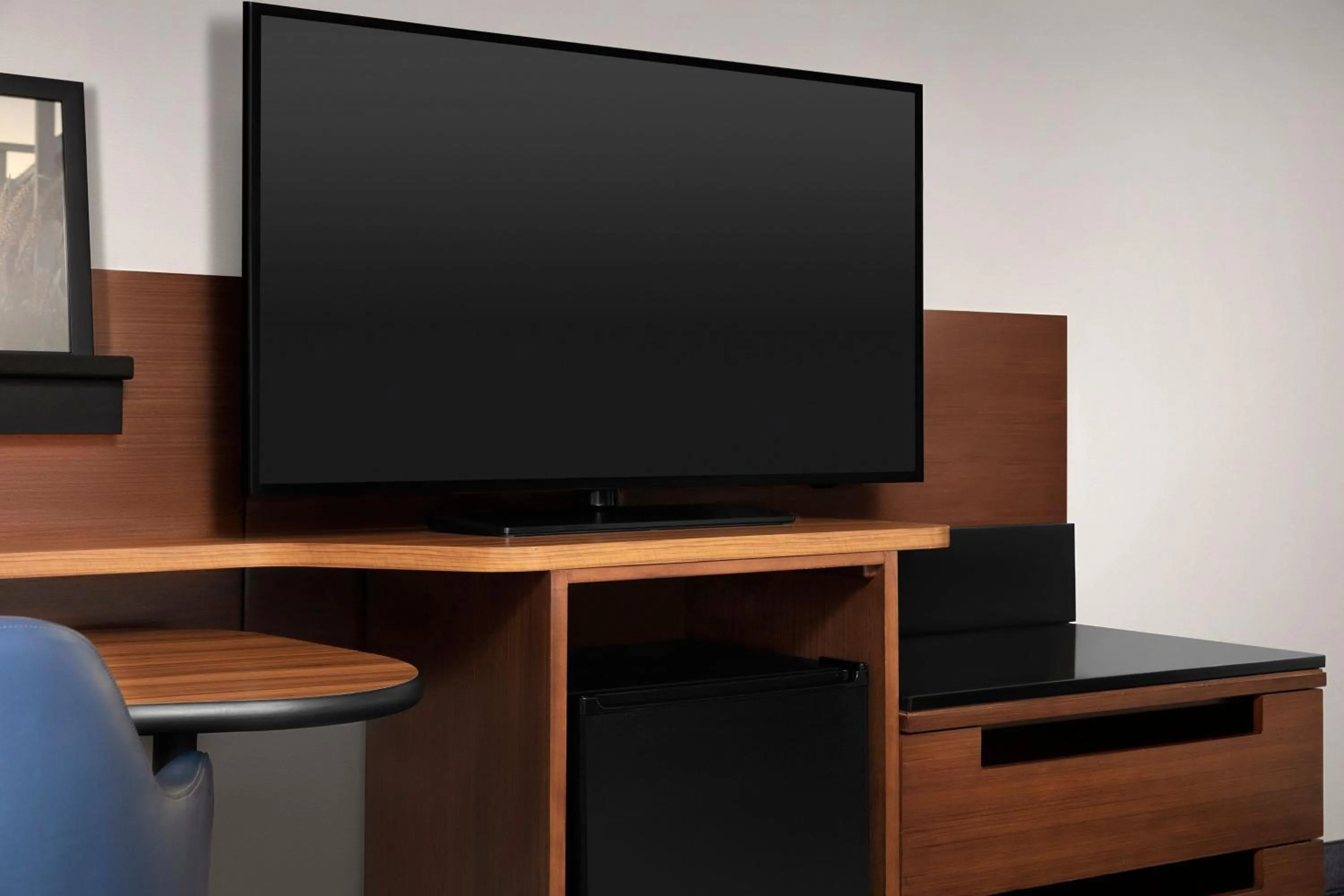 Photo of the whole room in Fairfield Inn & Suites Dulles Airport