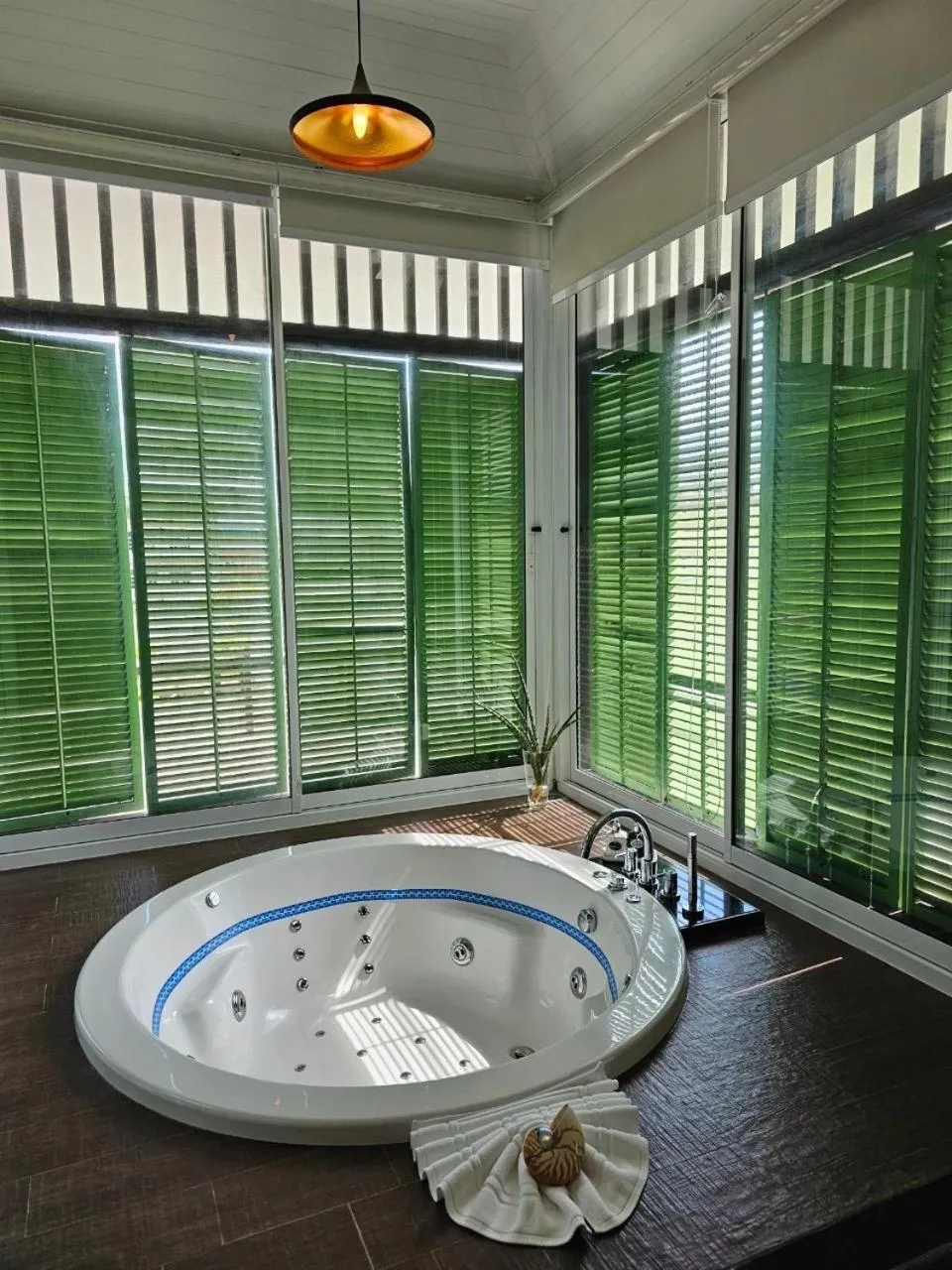 Bath in A-Te Chumphon Hotel - SHA Plus