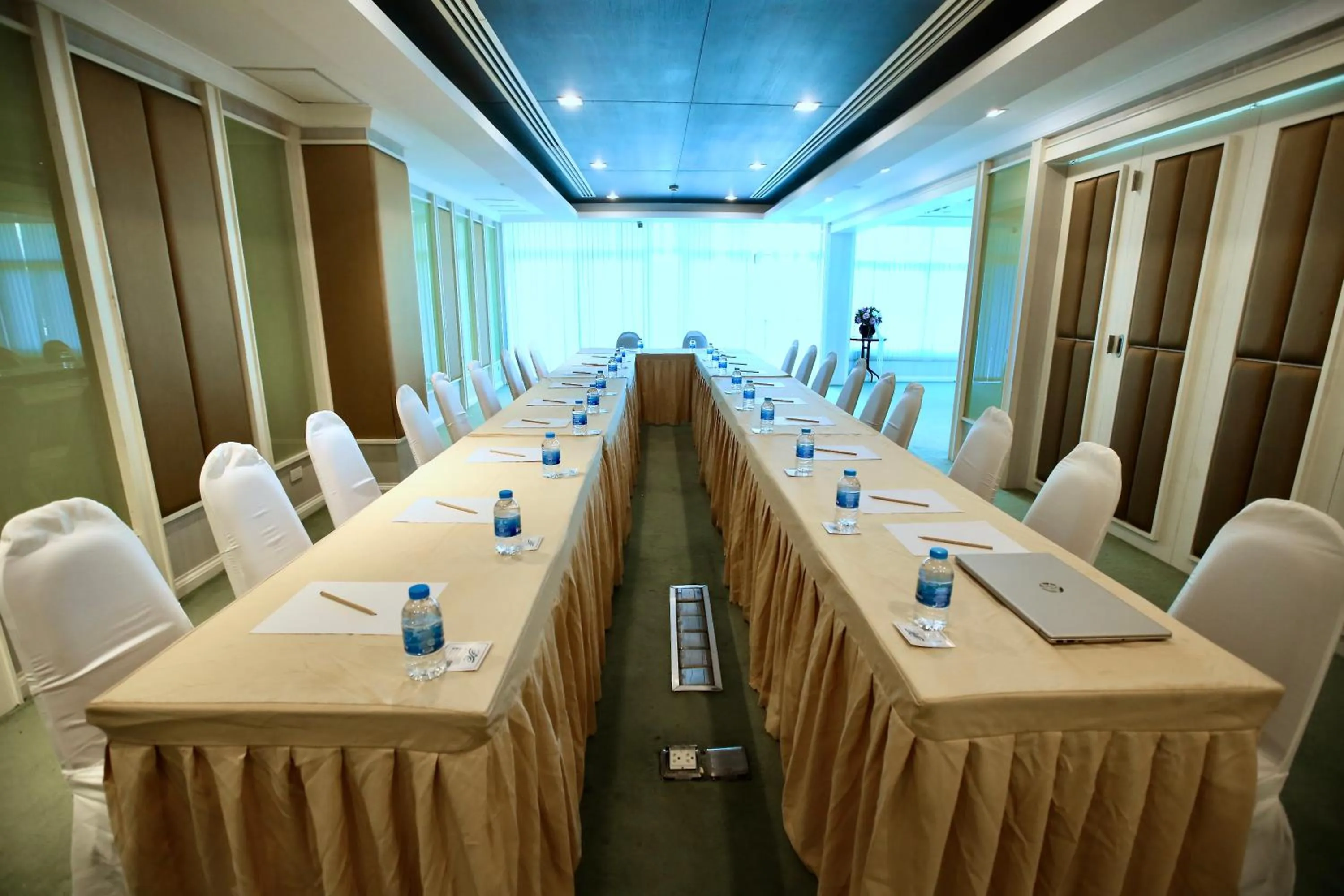 Meeting/conference room in A-Te Chumphon Hotel - SHA Plus