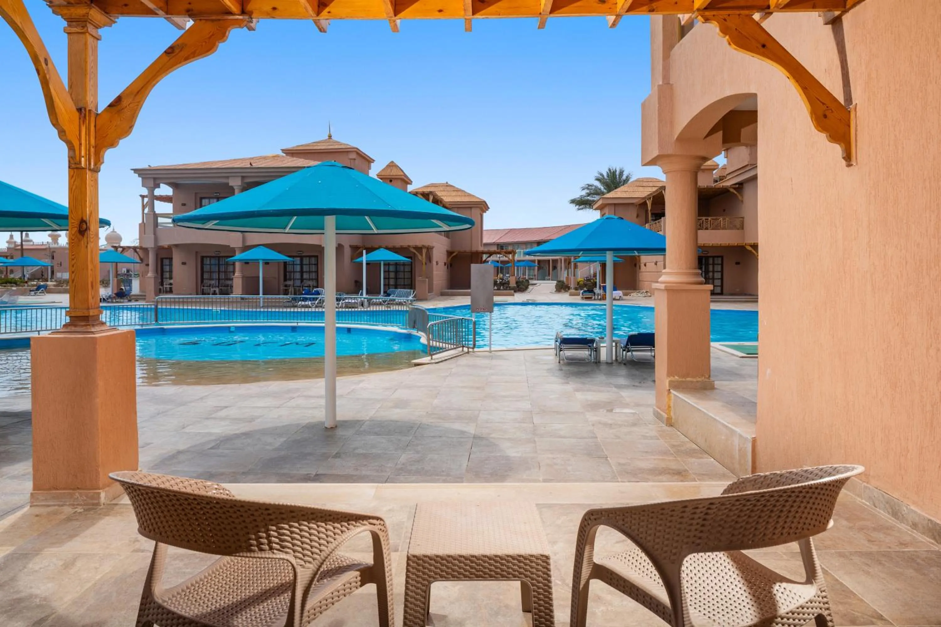 Patio in Pickalbatros Jungle Aqua Park - Neverland Hurghada