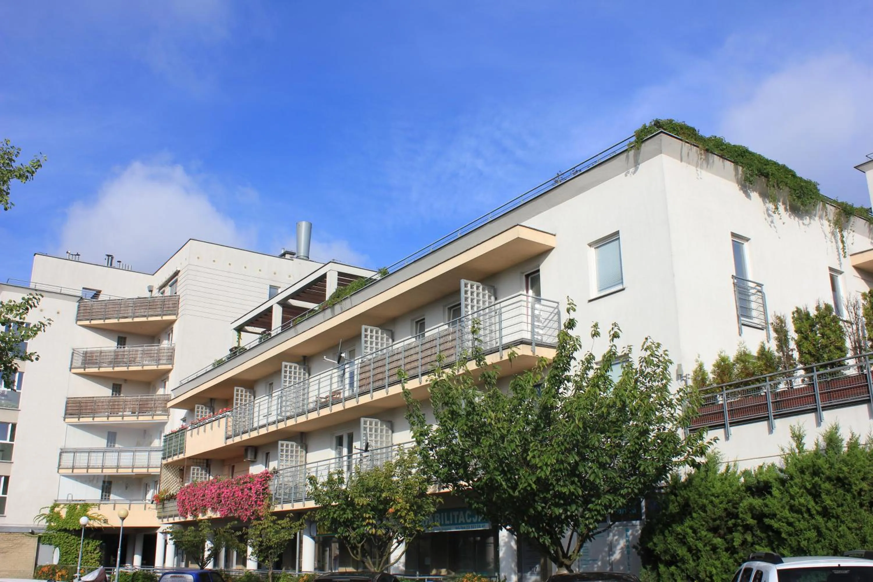 Property building in Kolorowa Guest Rooms