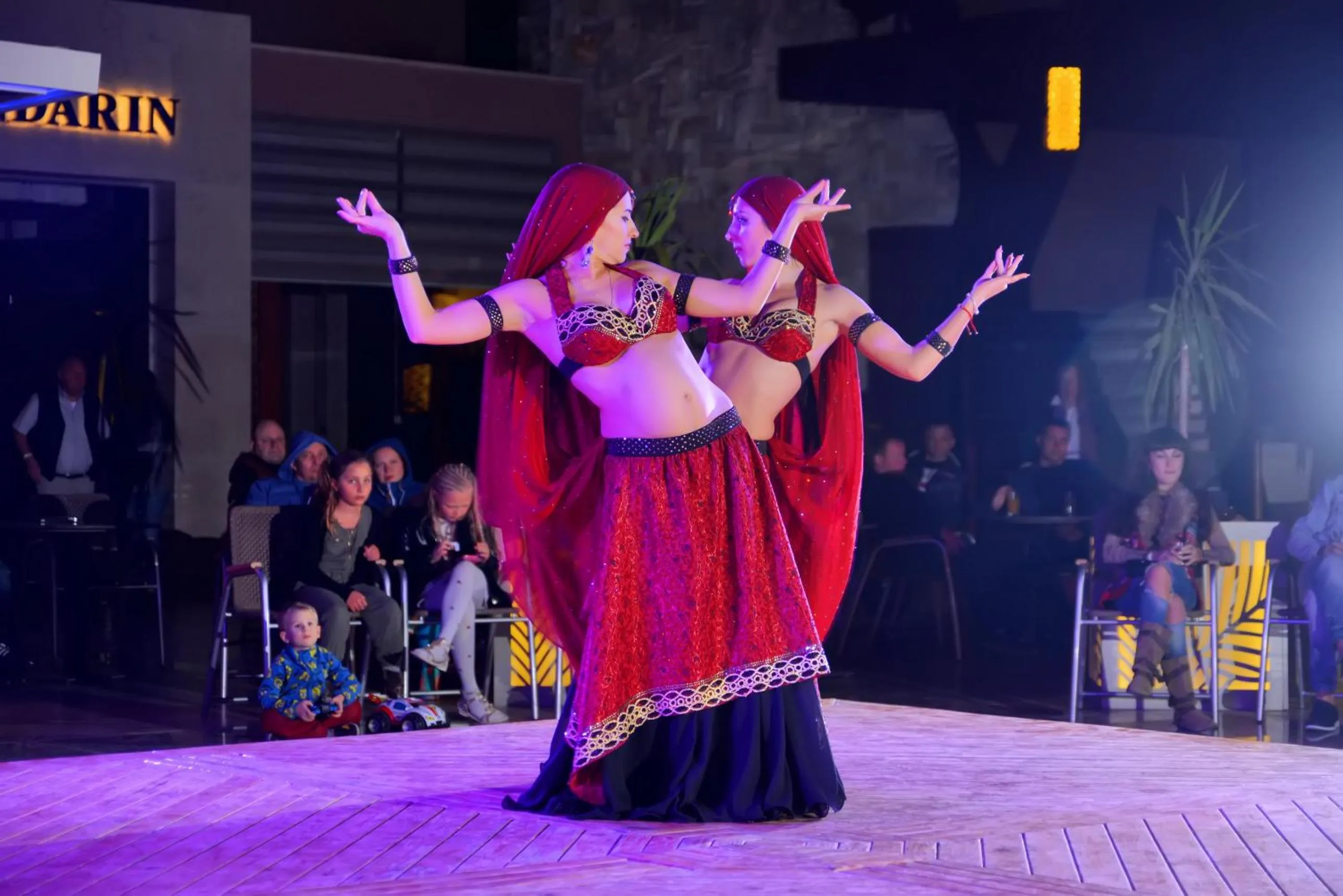 Evening entertainment in Pickalbatros Aqua Blu Resort - Hurghada