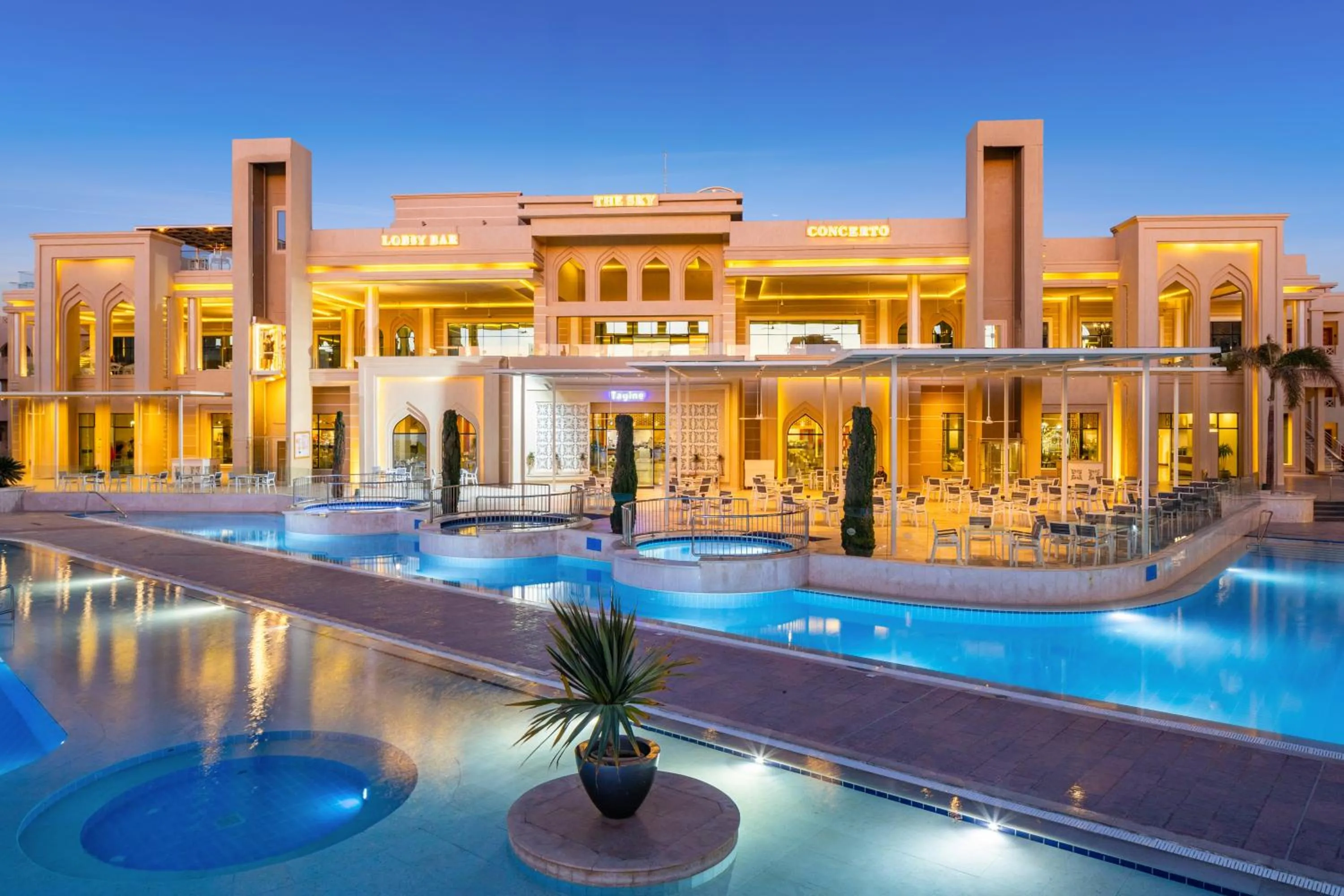 Property building in Pickalbatros Aqua Blu Resort - Hurghada