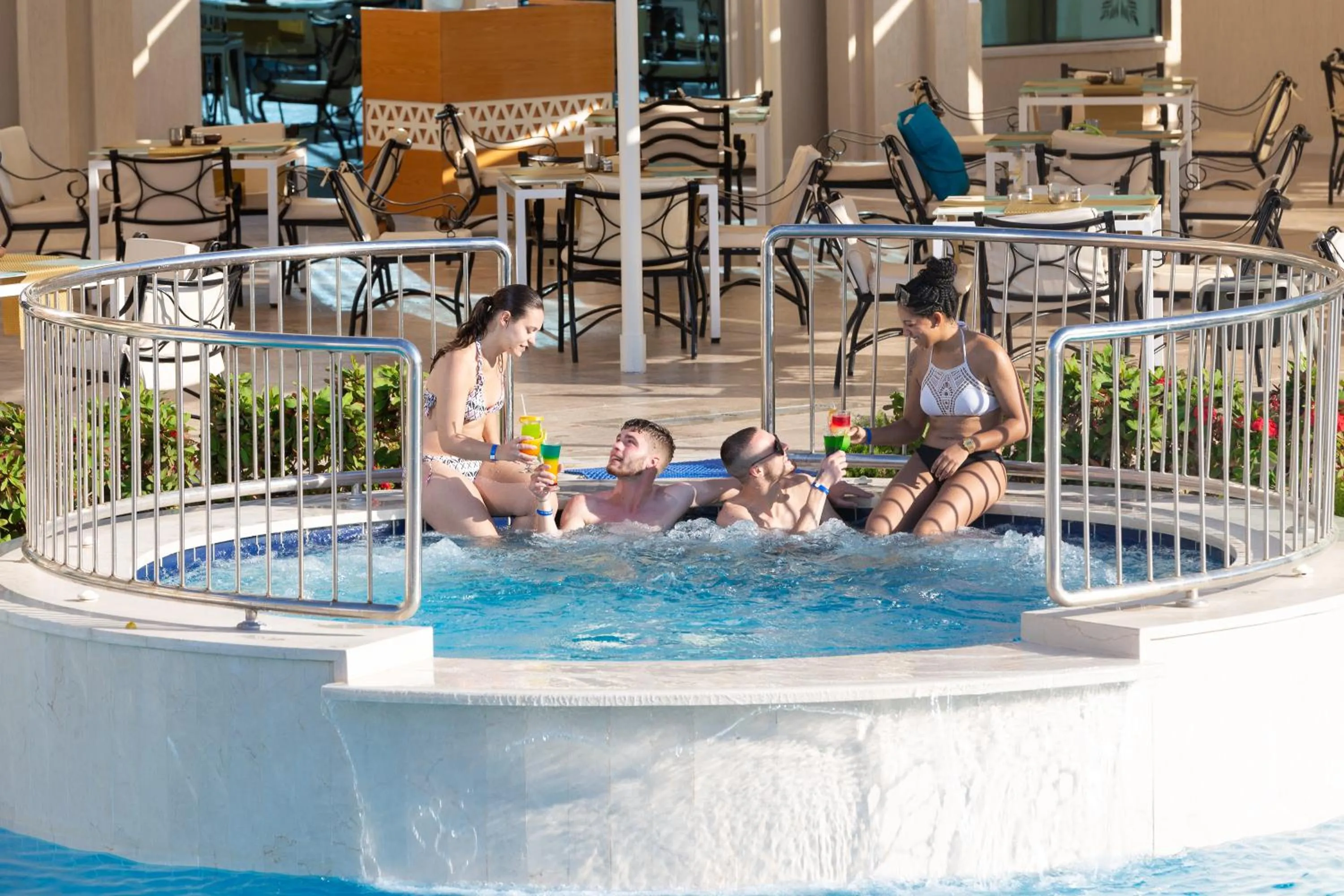 Area and facilities in Pickalbatros Aqua Blu Resort - Hurghada