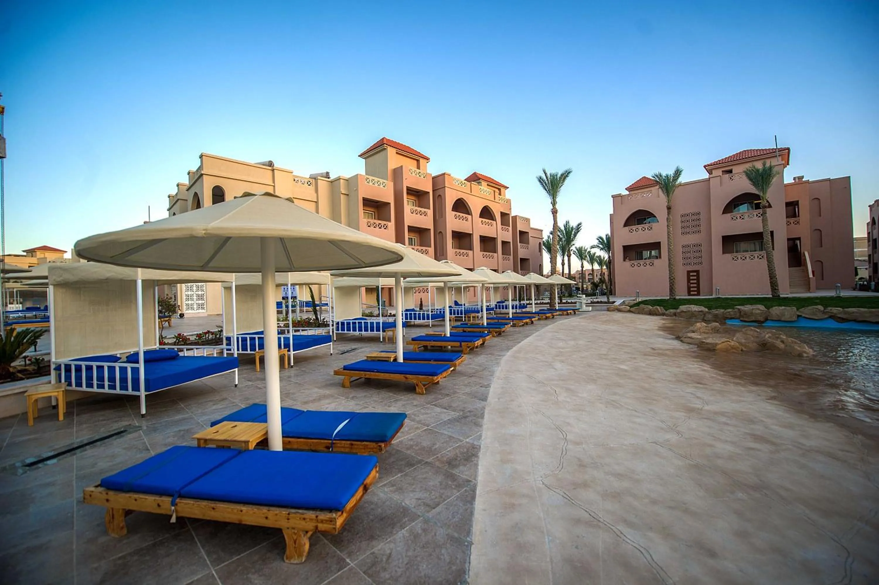 Property building in Pickalbatros Aqua Blu Resort - Hurghada