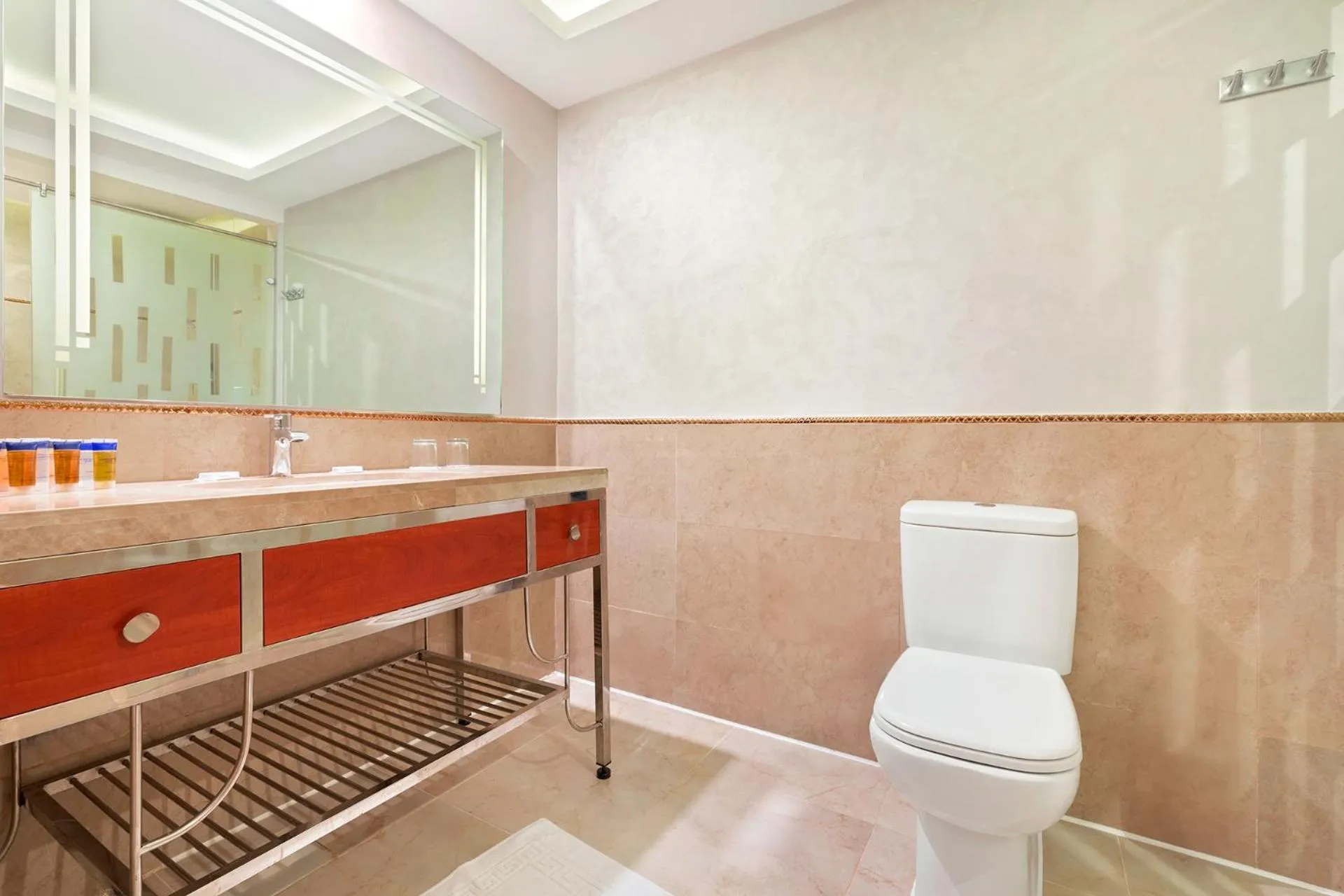 Bathroom in Pickalbatros Aqua Blu Resort - Hurghada