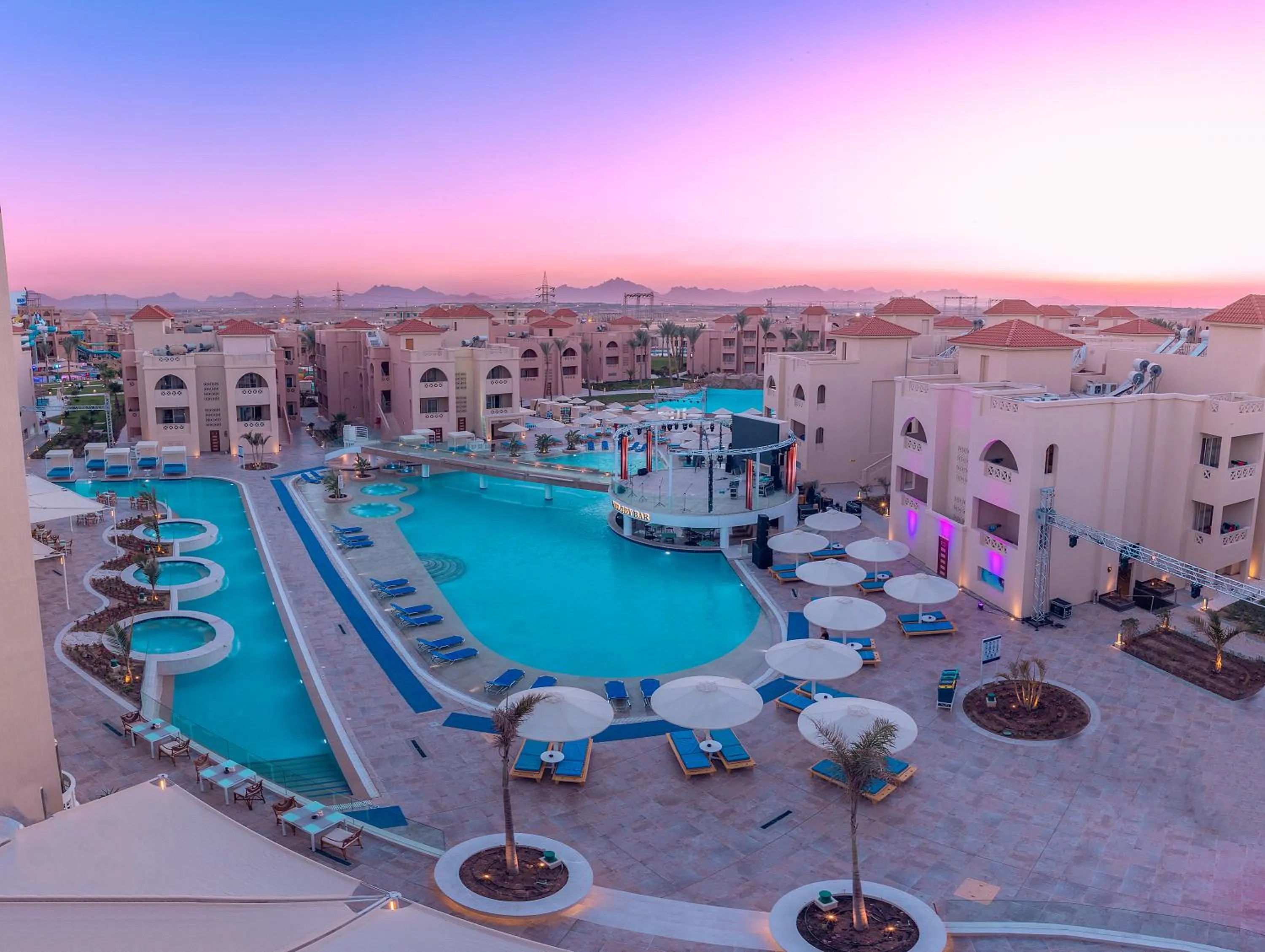Pool view in Pickalbatros Aqua Blu Resort - Hurghada