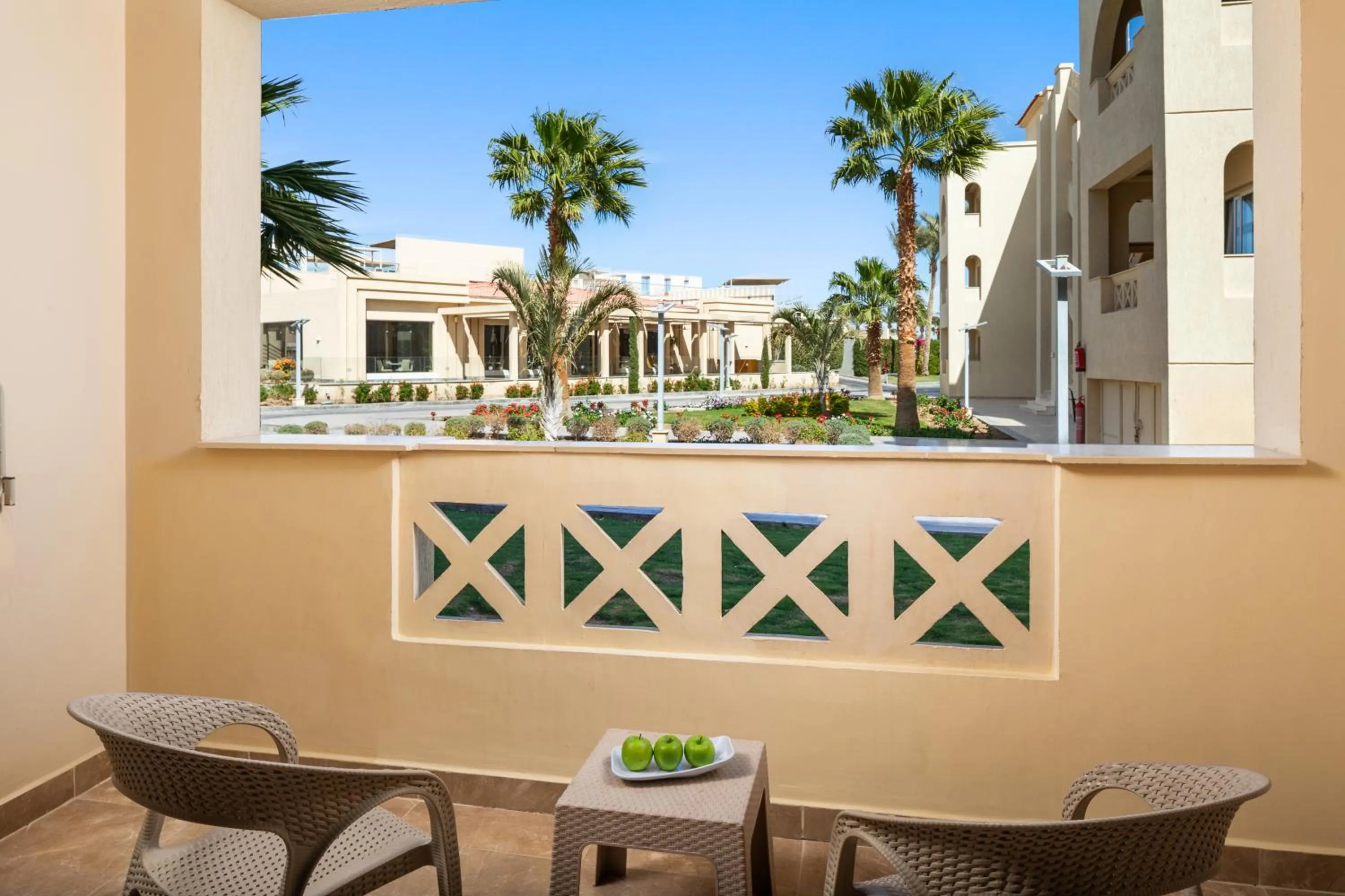 Patio in Pickalbatros Aqua Blu Resort - Hurghada