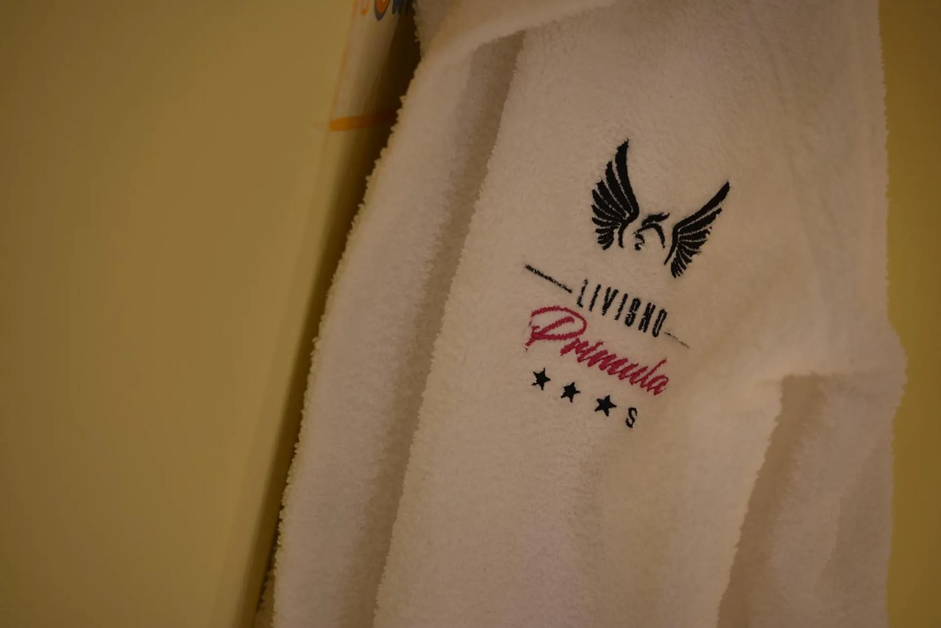 Logo/Certificate/Sign in Hotel Primula