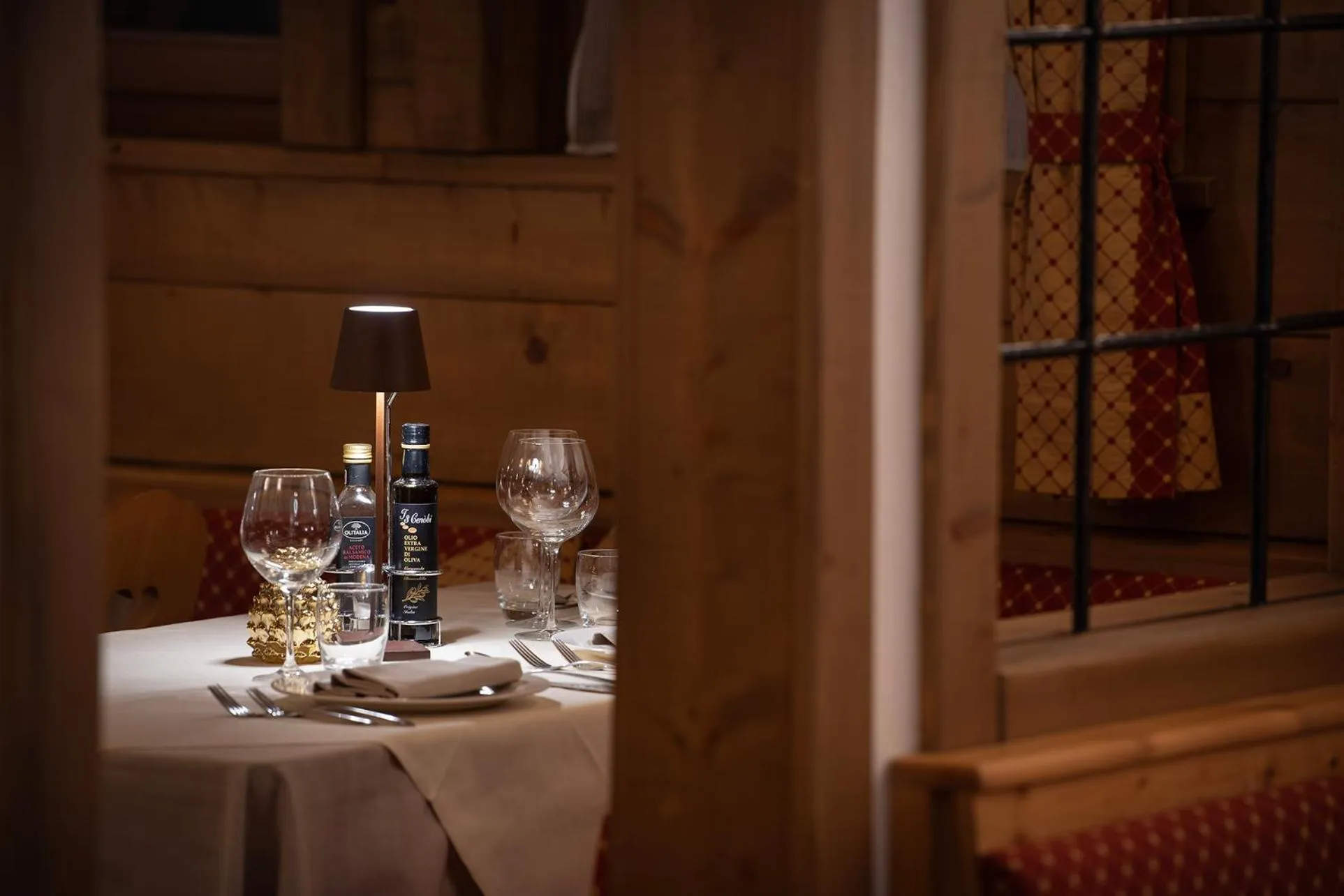 Restaurant/places to eat in Hotel Primula