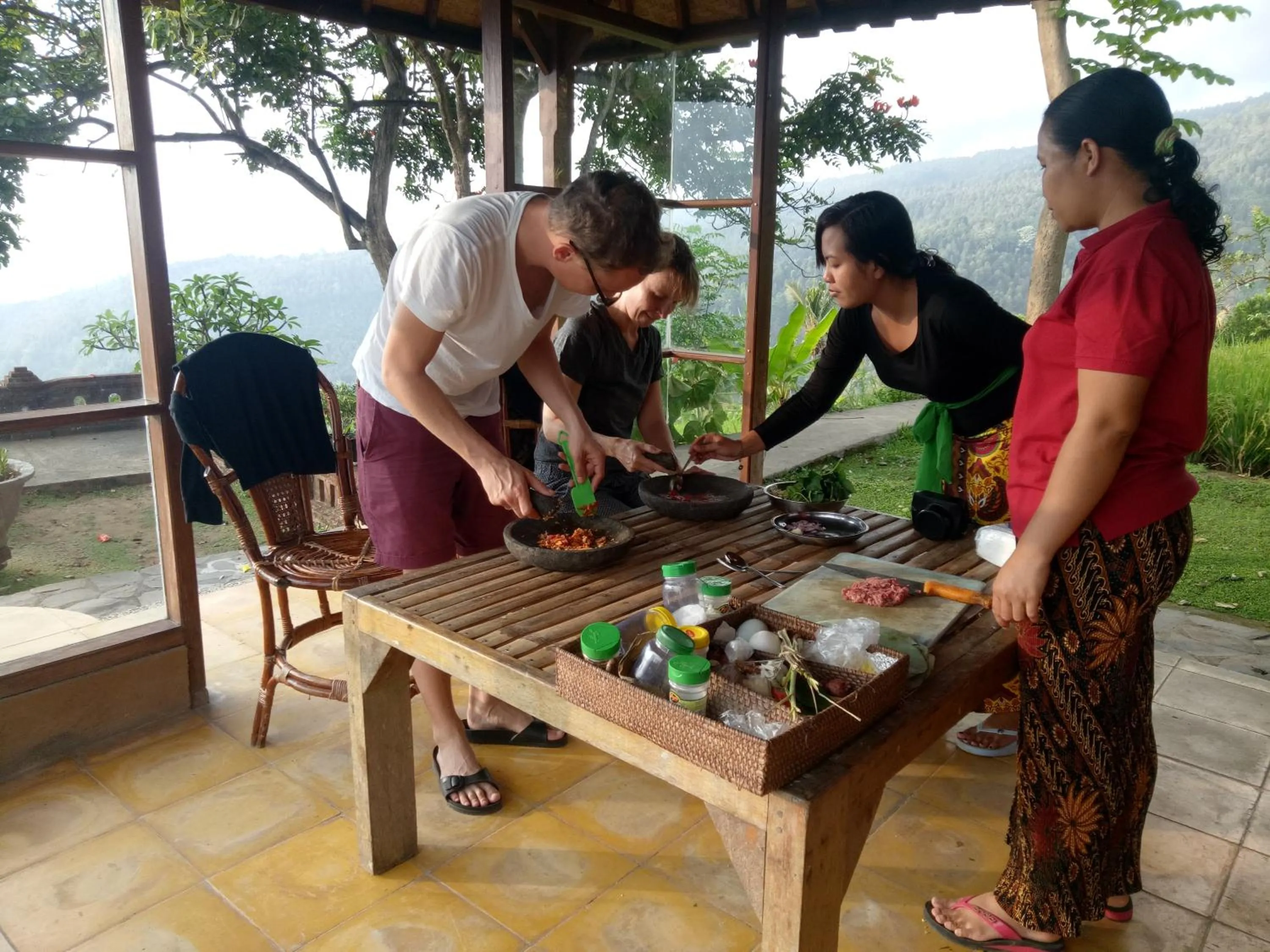 Activities in Puri Lumbung Cottages Restaurant & Spa Munduk