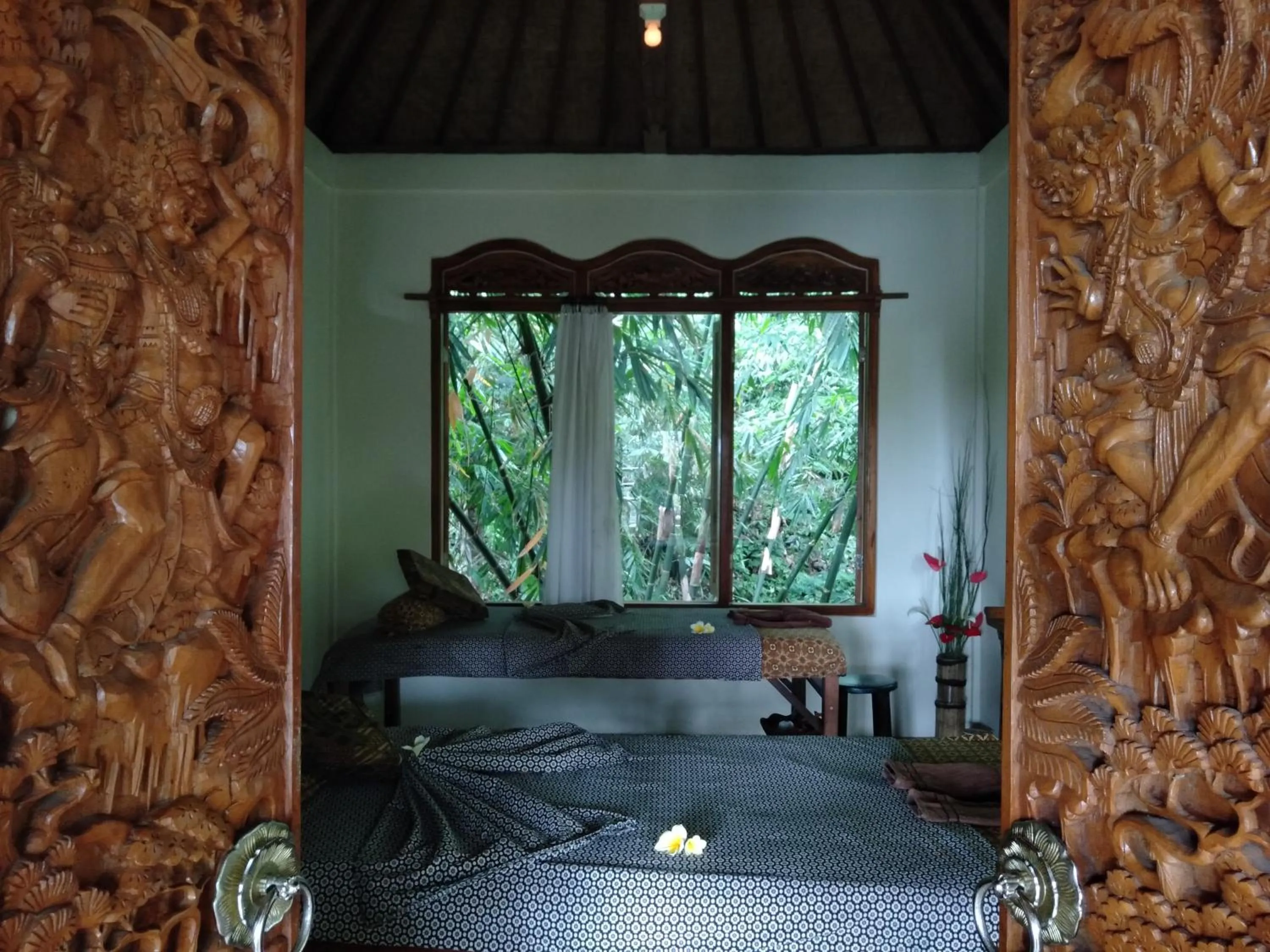 Massage, Bed in Puri Lumbung Cottages Restaurant & Spa Munduk