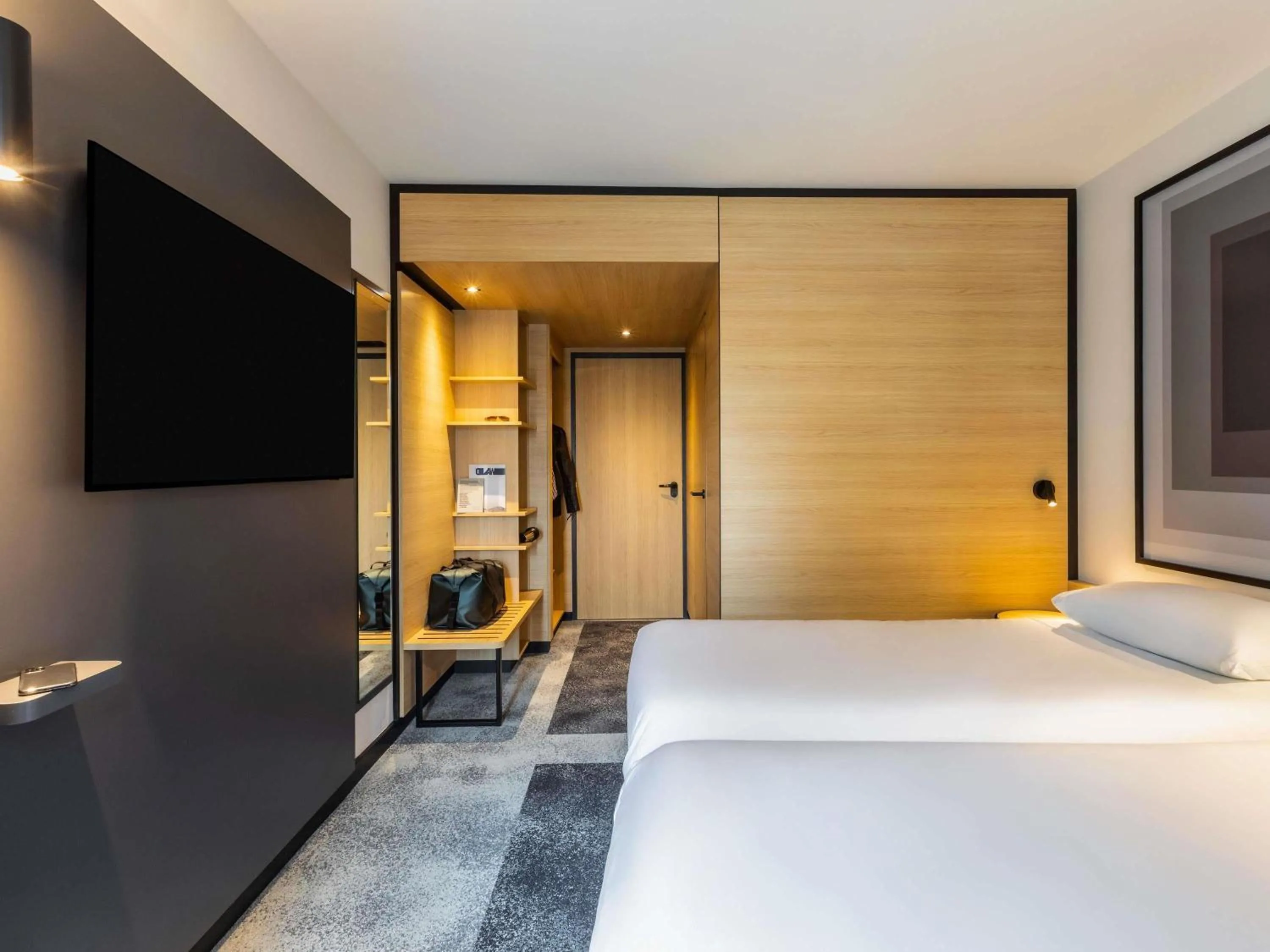 Bedroom, Bed in ibis Nancy Centre Stanislas