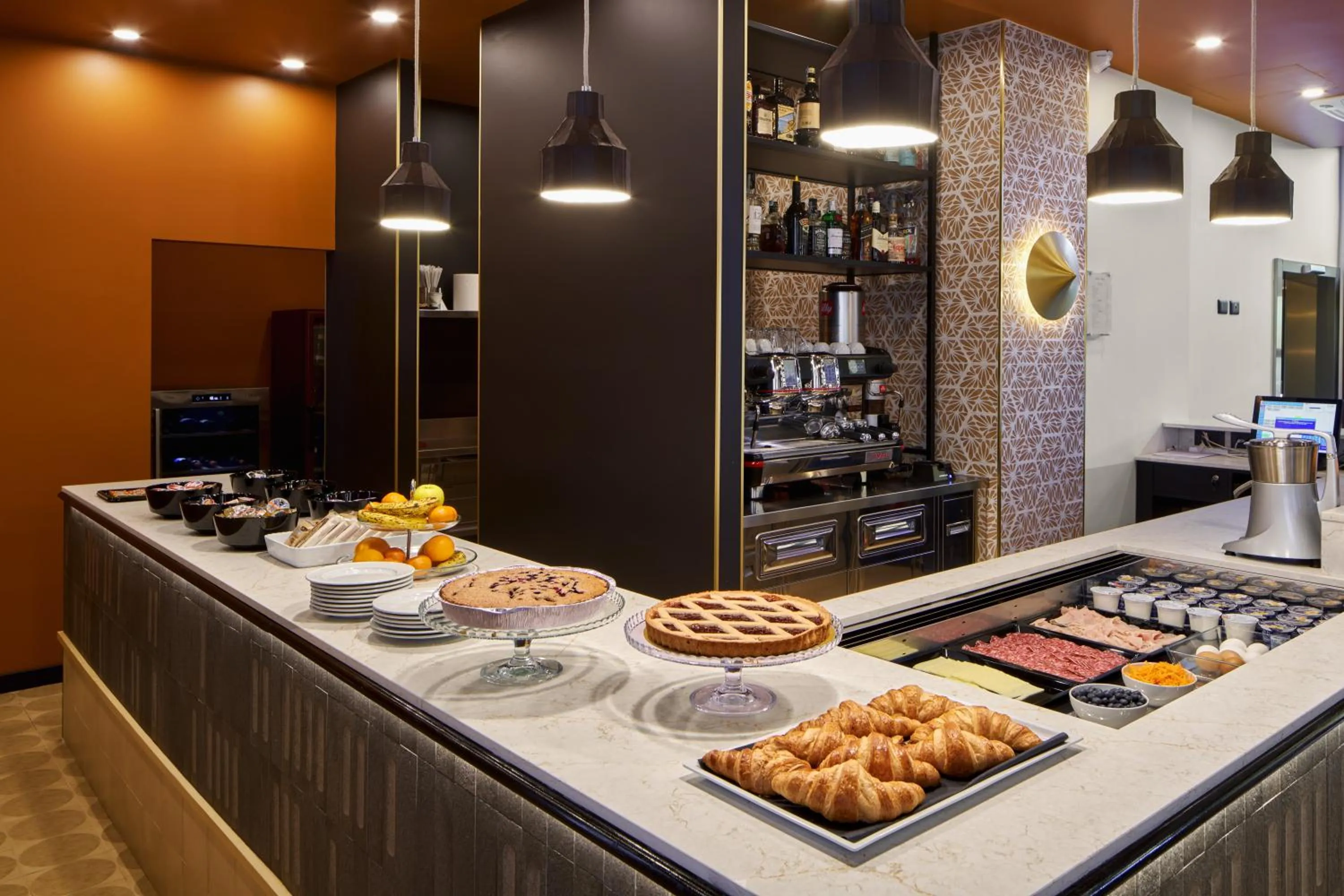 Breakfast in Hotel Antica Fonte