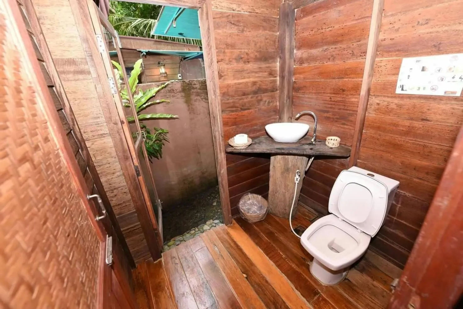 Bathroom in Phi Phi Sunset Bay Resort