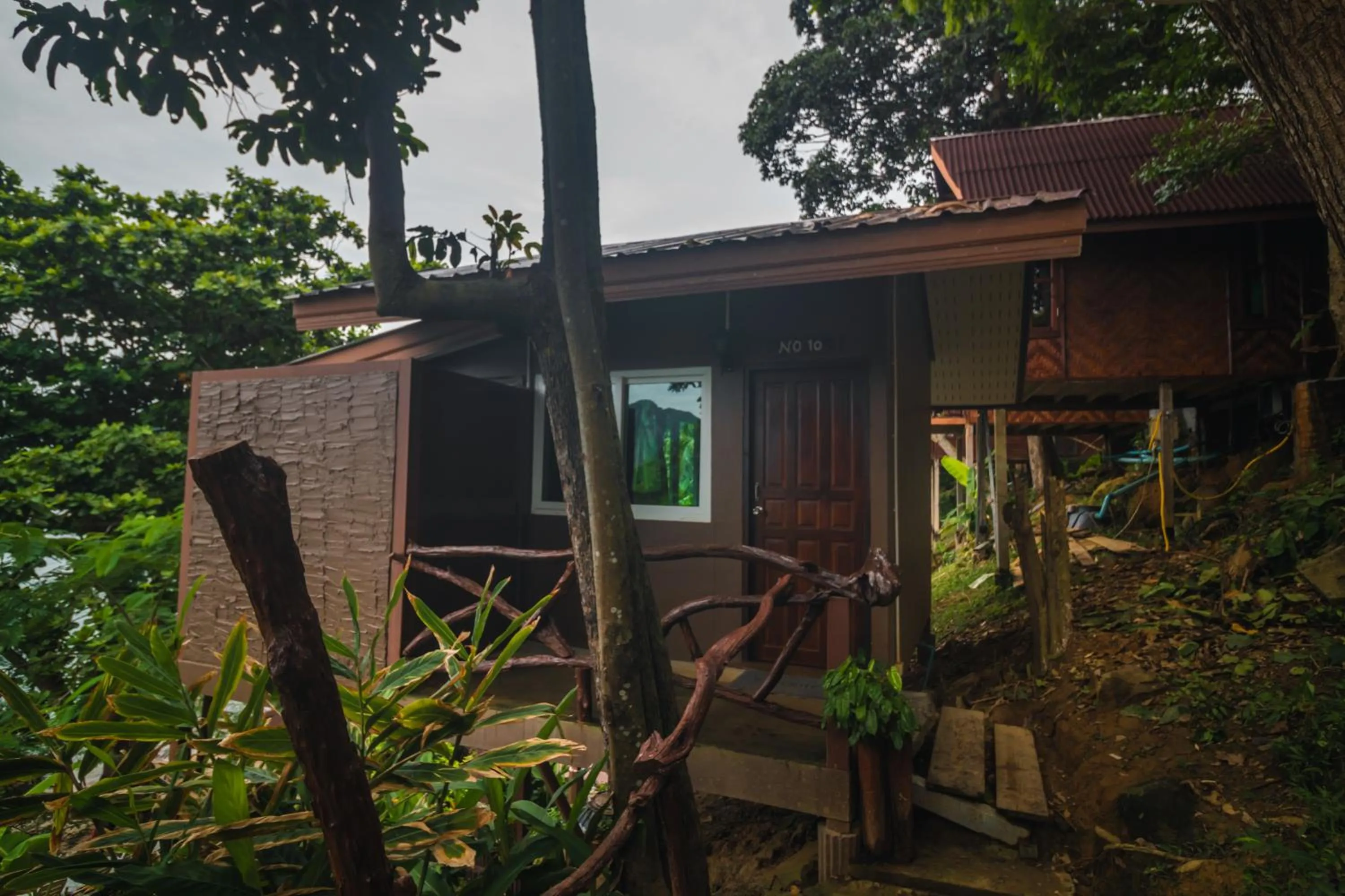 Phi Phi Sunset Bay Resort