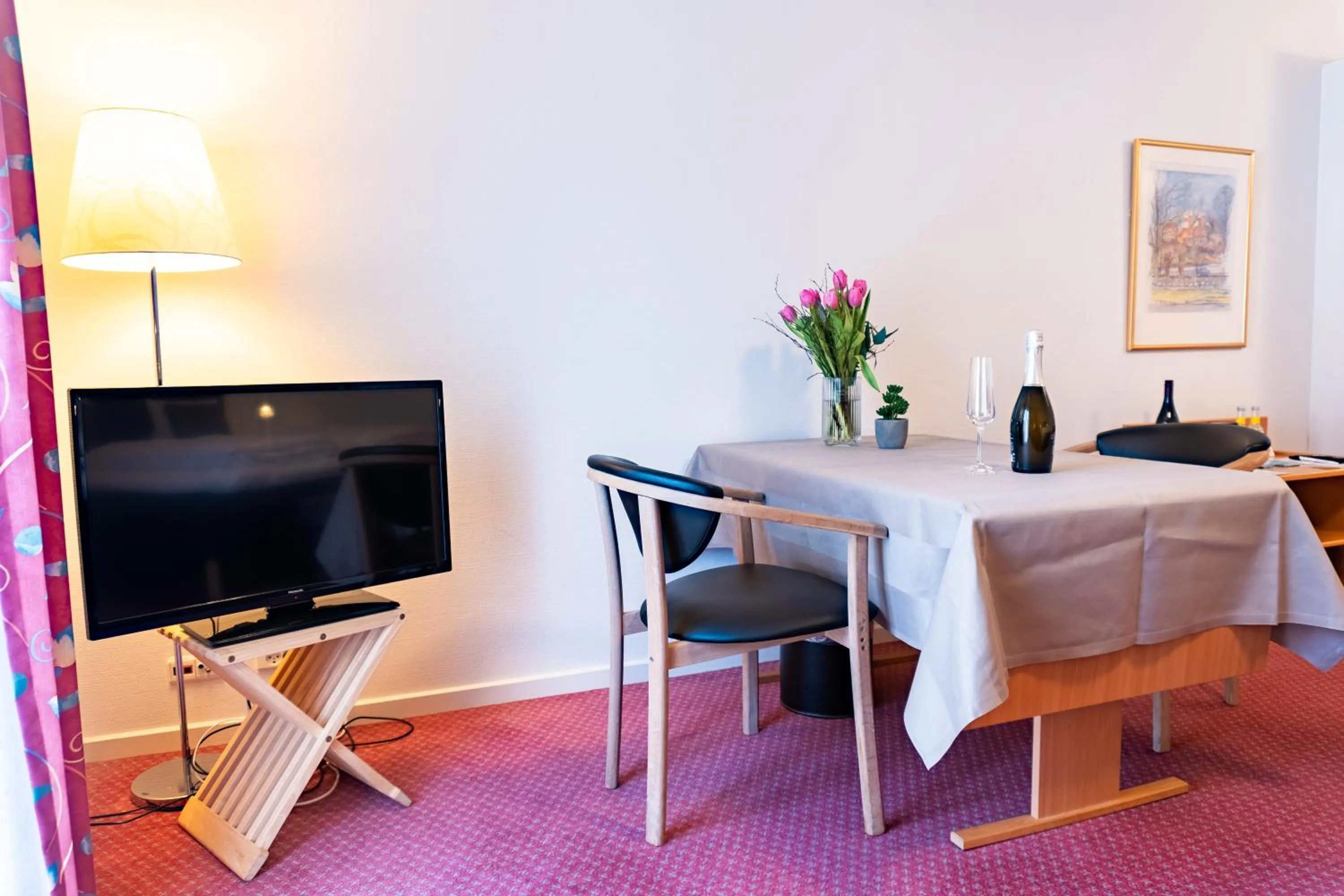 Photo of the whole room in Palads Hotel