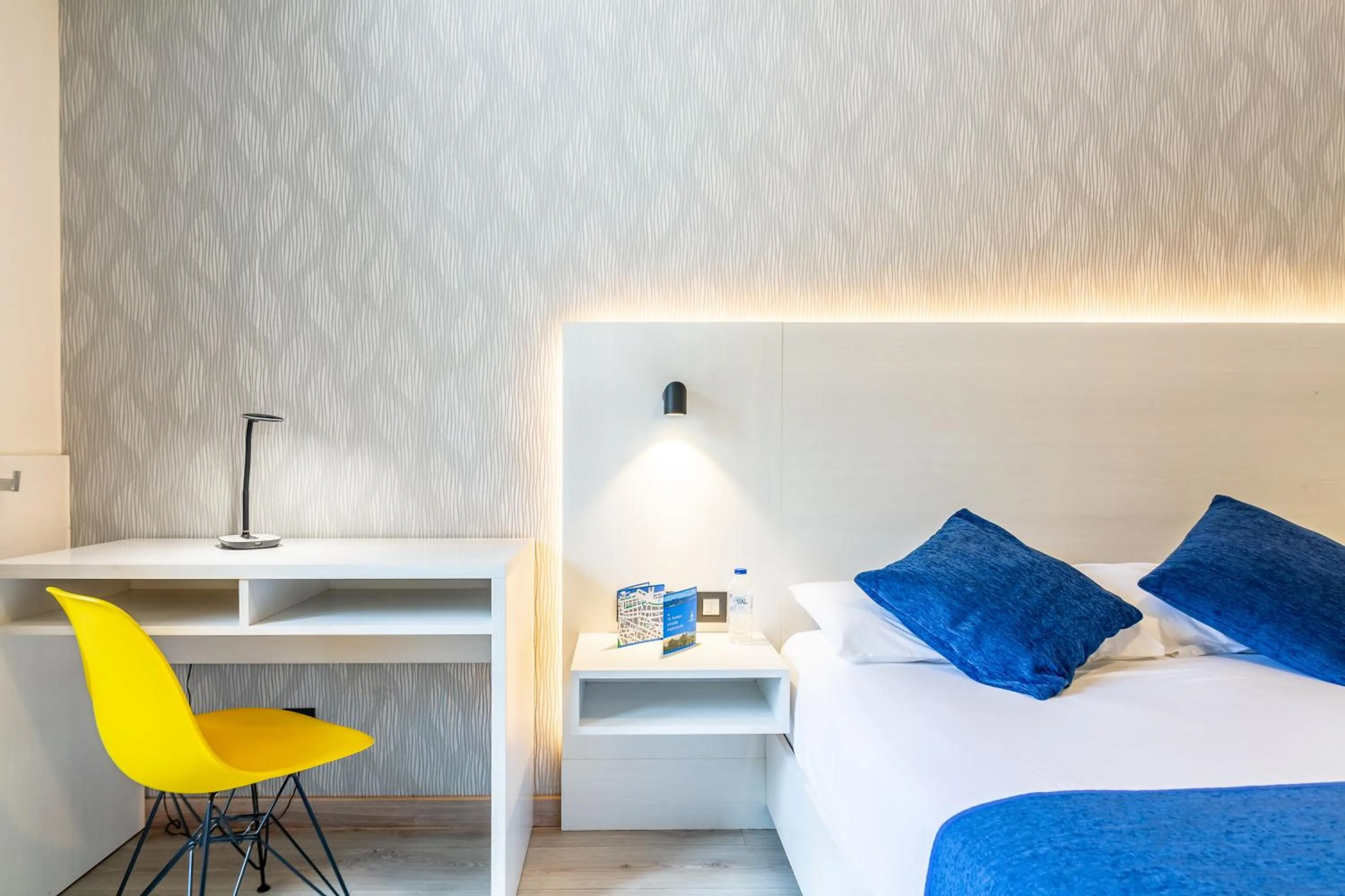 Bed in Hotel Atlántico Vigo