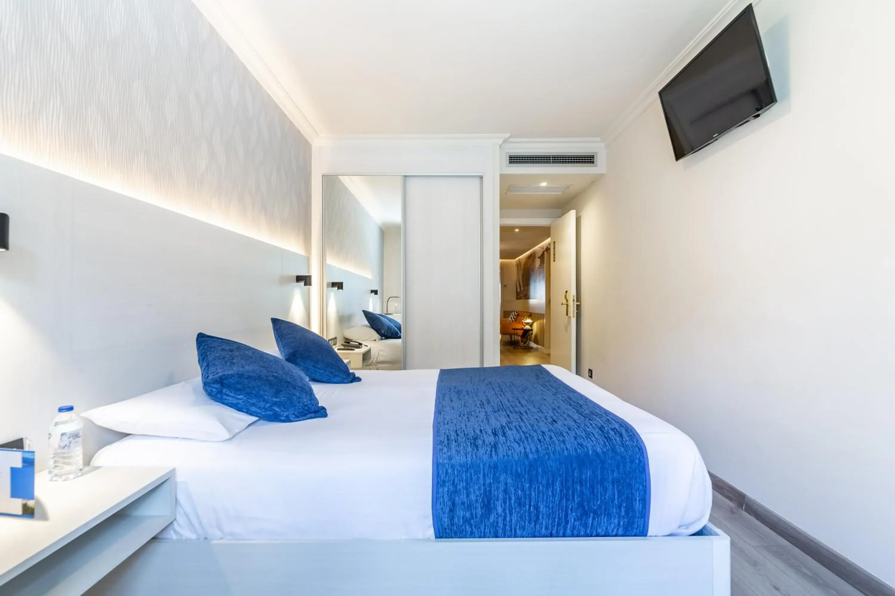 Superior Double or Twin Room in Hotel Atlántico Vigo Superior Double or Twin Room in Hotel Atlántico Vigo