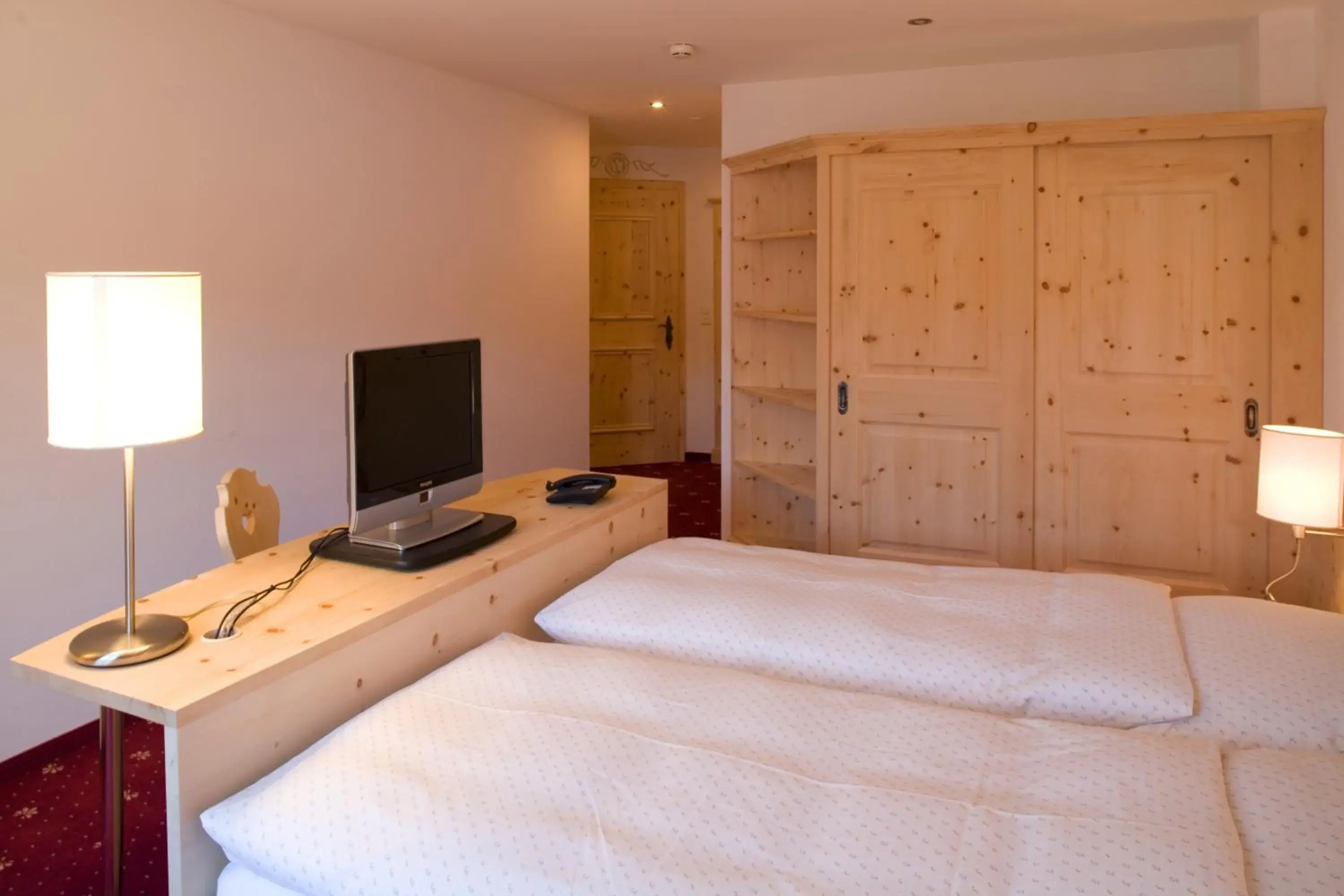 Double Room - single occupancy in Hotel Seraina Double Room - single occupancy in Hotel Seraina