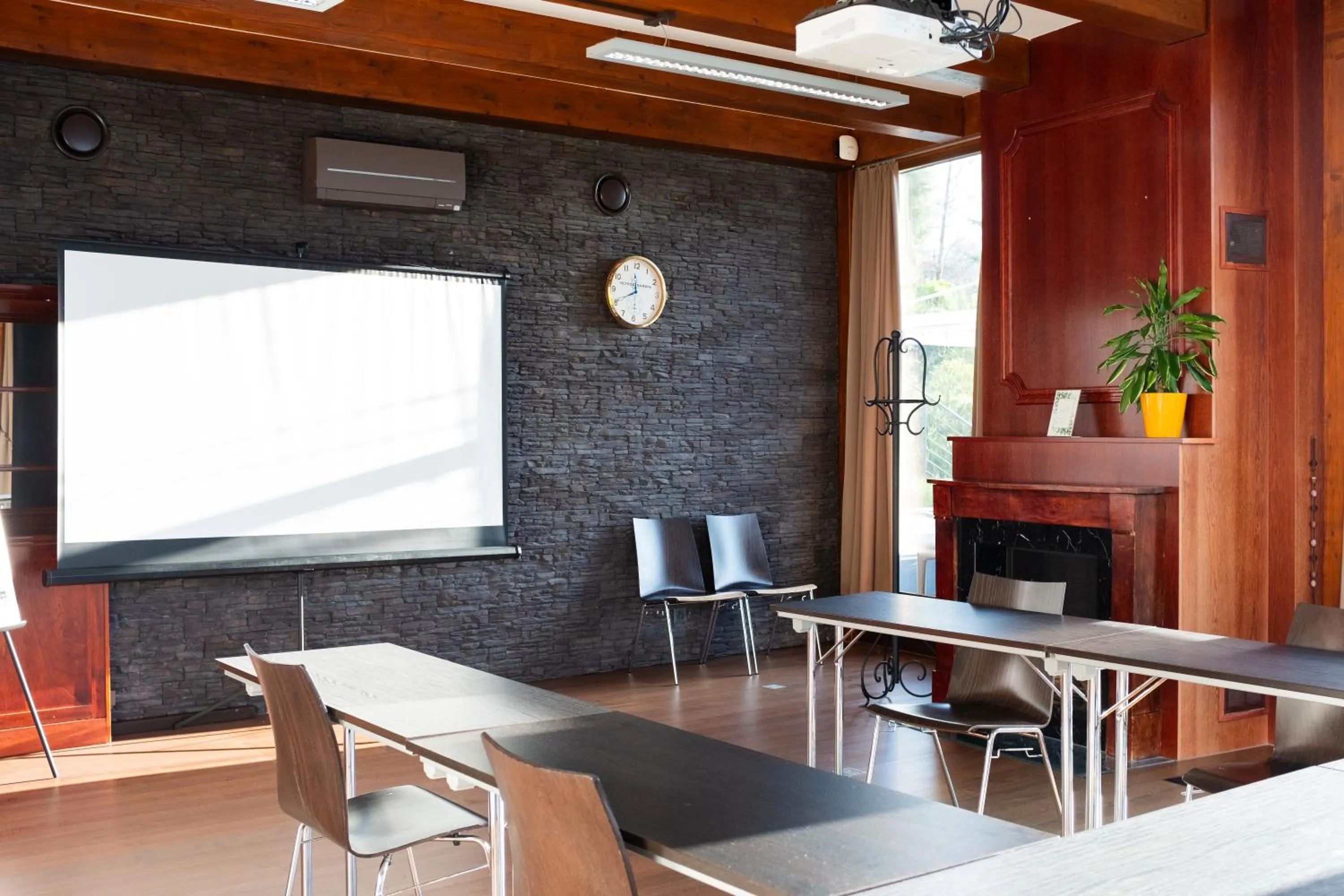 Banquet/Function facilities in Baron Tavernier Hotel Restaurant & SPA