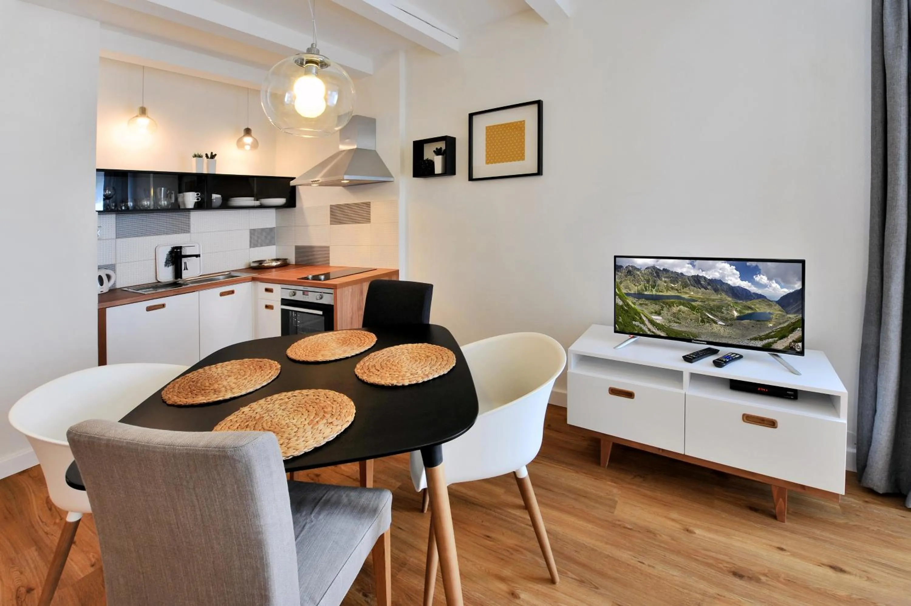 Photo of the whole room in APLEND Vila Beatrice