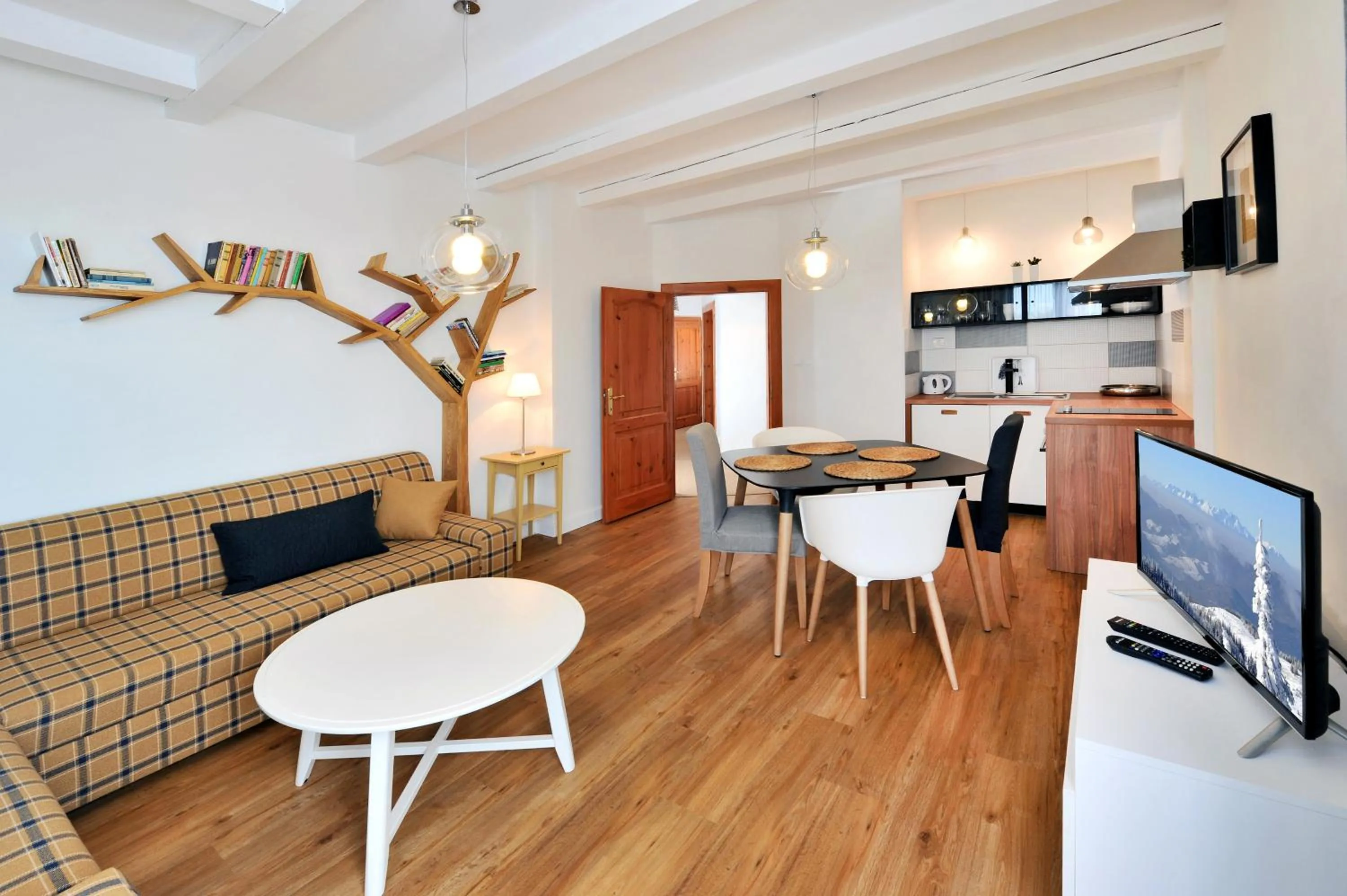 Photo of the whole room in APLEND Vila Beatrice