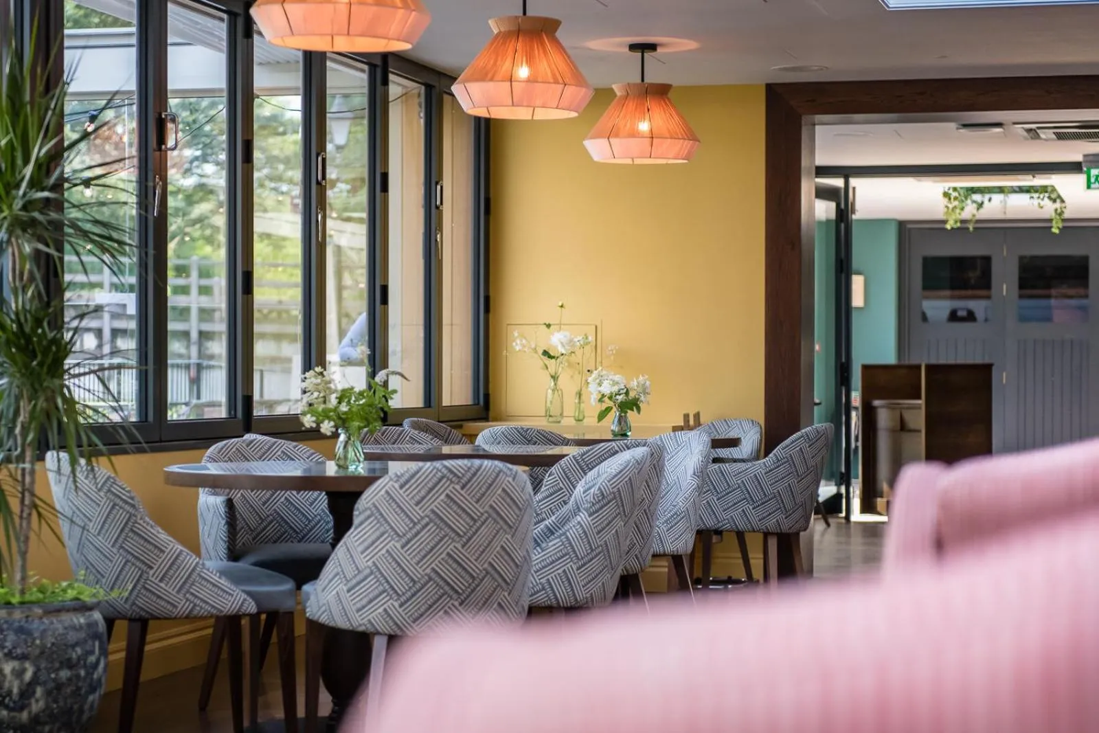 Restaurant/places to eat in The Swan, Streatley, Berkshire