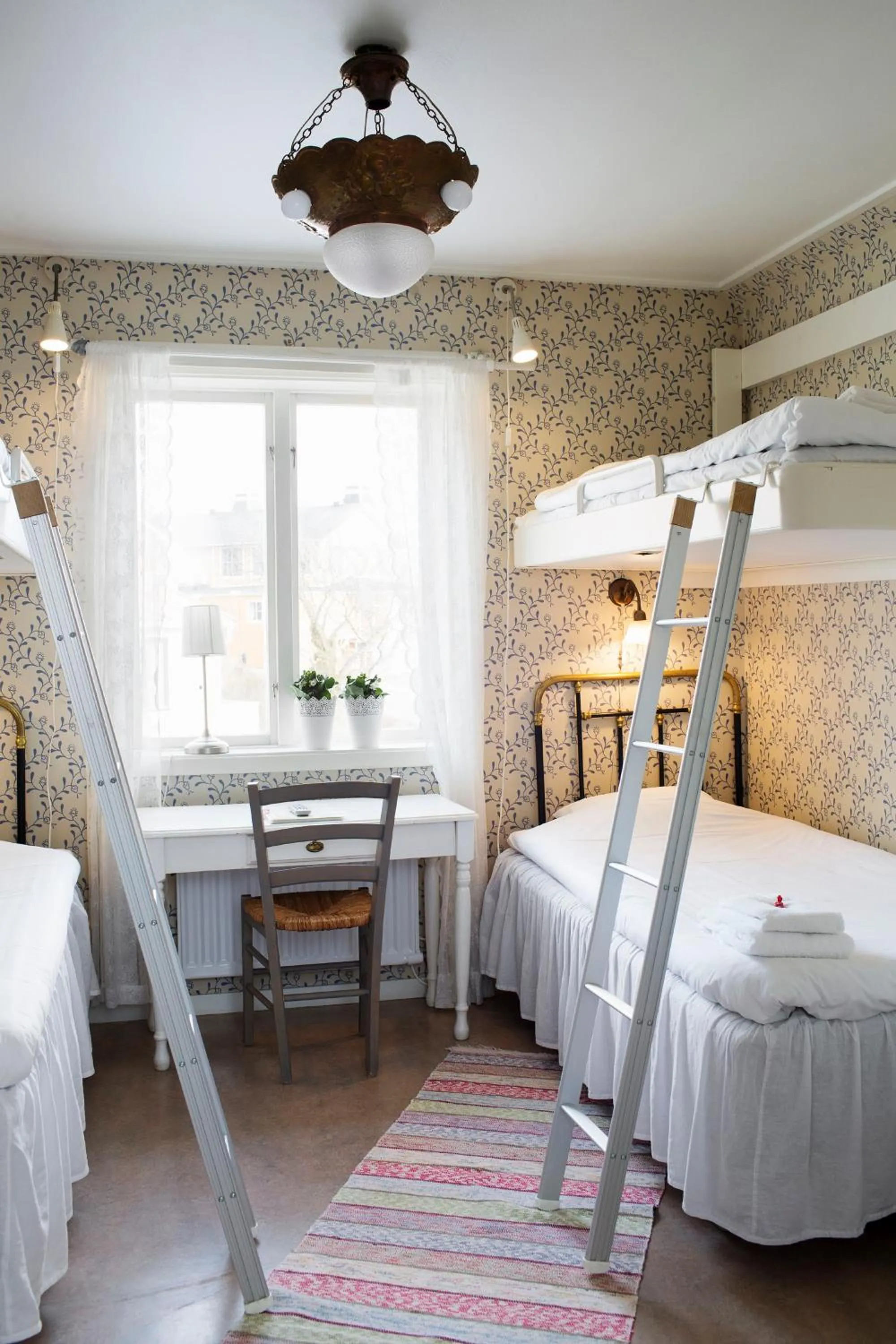 bunk bed, Bed in Strandvillan Hotell och Bed & Breakfast
