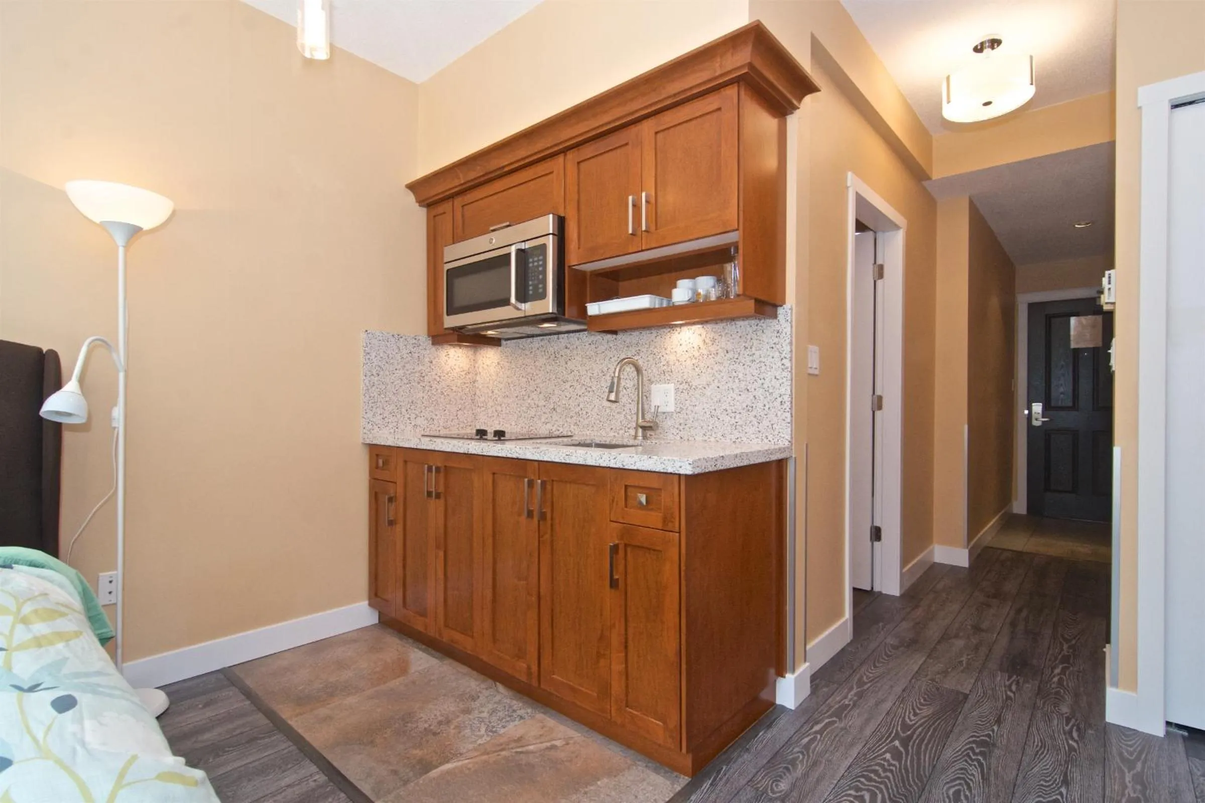 Alpenglow Lodge by Bill